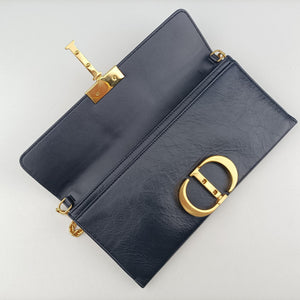 Pre-owned Christian Dior 30 Montaigne Navy leather  shoulderbag | stylenewstar