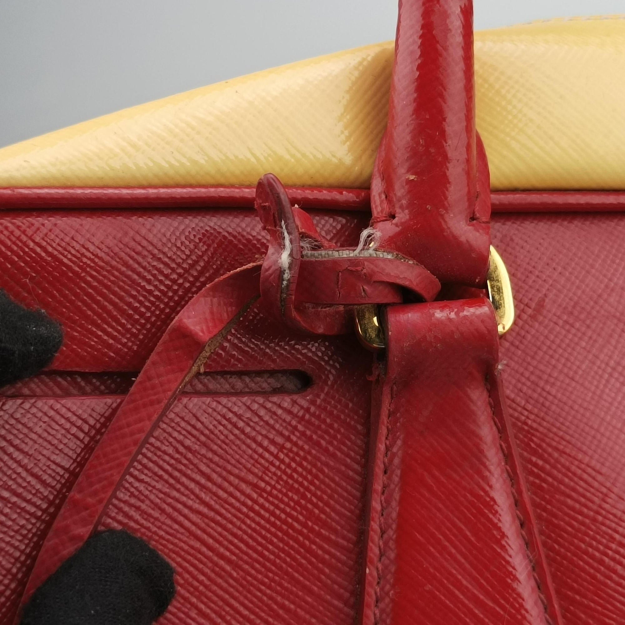 Pre-owned Prada Triangle logo Red×Yellow Patent  shoulderbag | stylenewstar