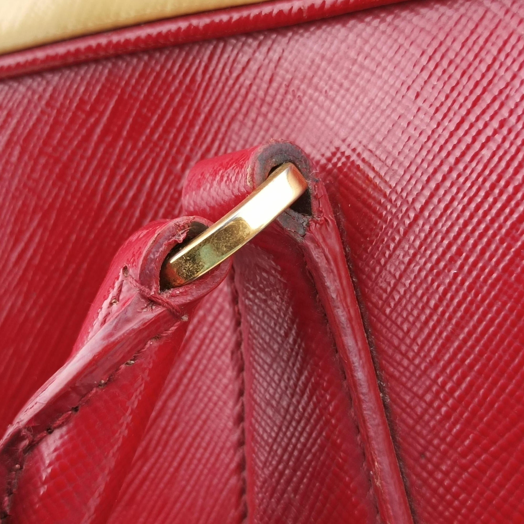 Pre-owned Prada Triangle logo Red×Yellow Patent  shoulderbag | stylenewstar