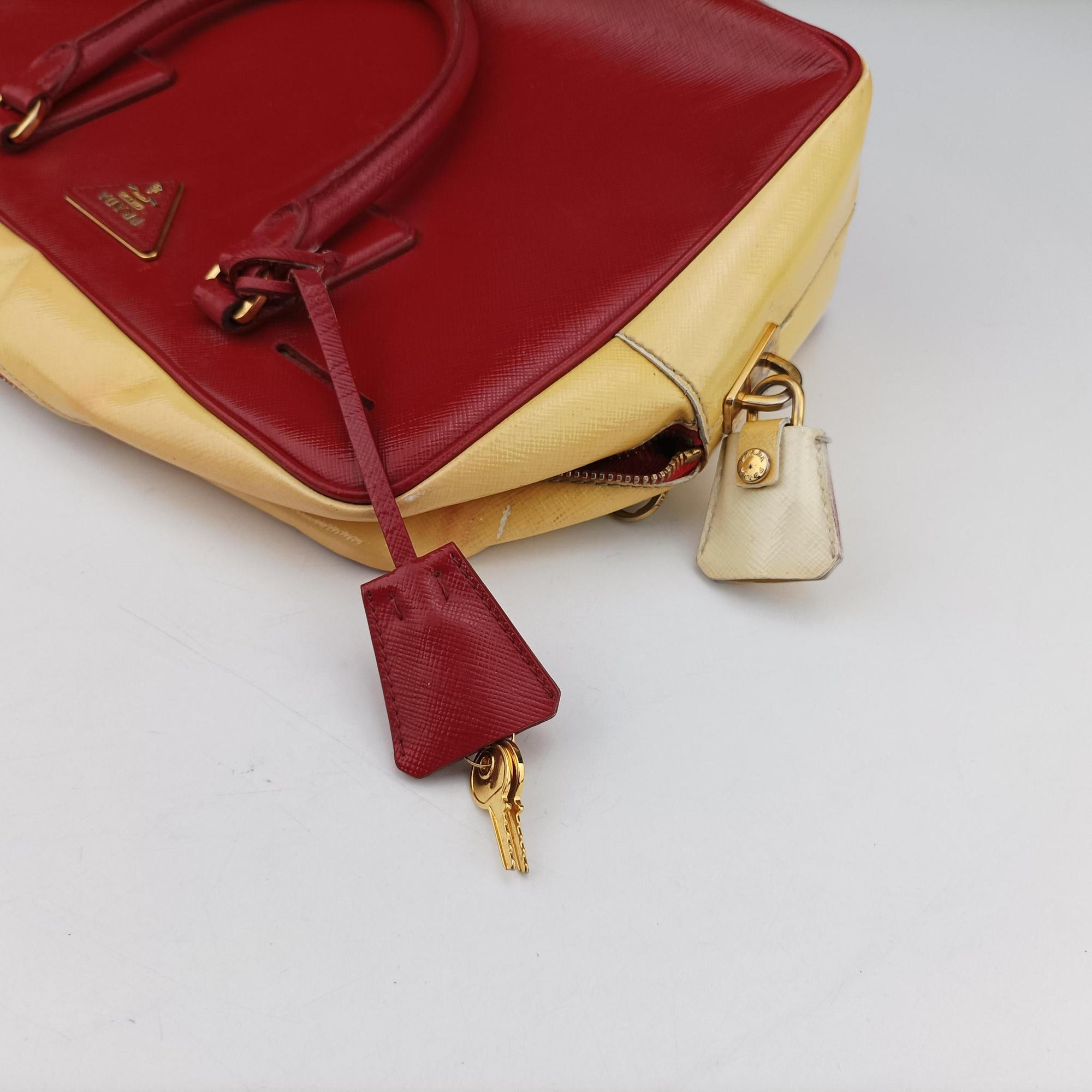 Pre-owned Prada Triangle logo Red×Yellow Patent  shoulderbag | stylenewstar