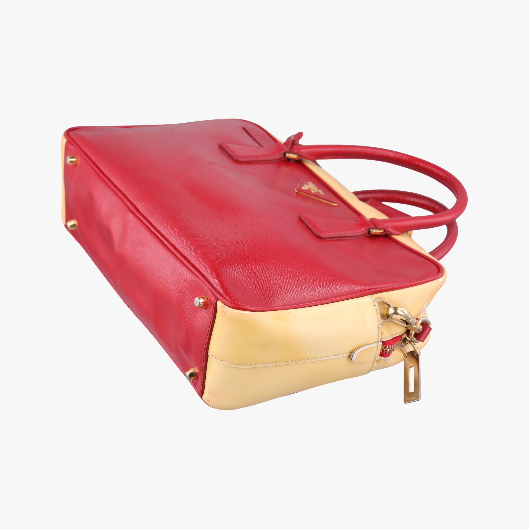 Pre-owned Prada Triangle logo Red×Yellow Patent  shoulderbag | stylenewstar