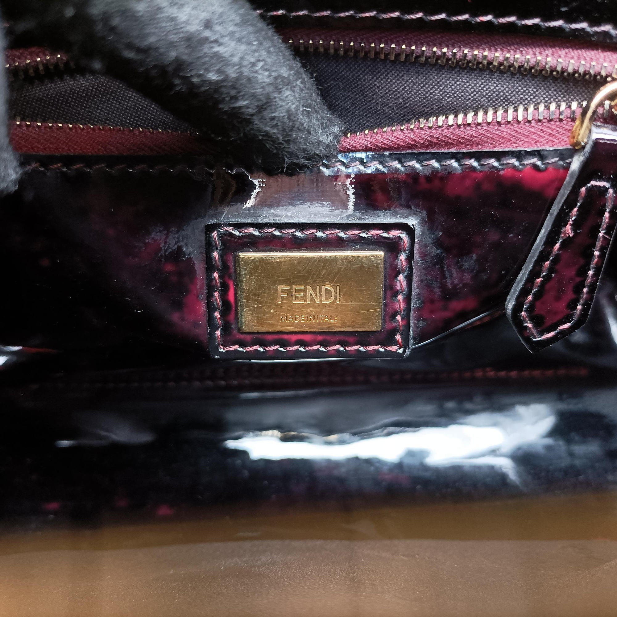 Pre-owned Fendi PEEKABOO Black Patent 8BN244 shoulderbag | stylenewstar