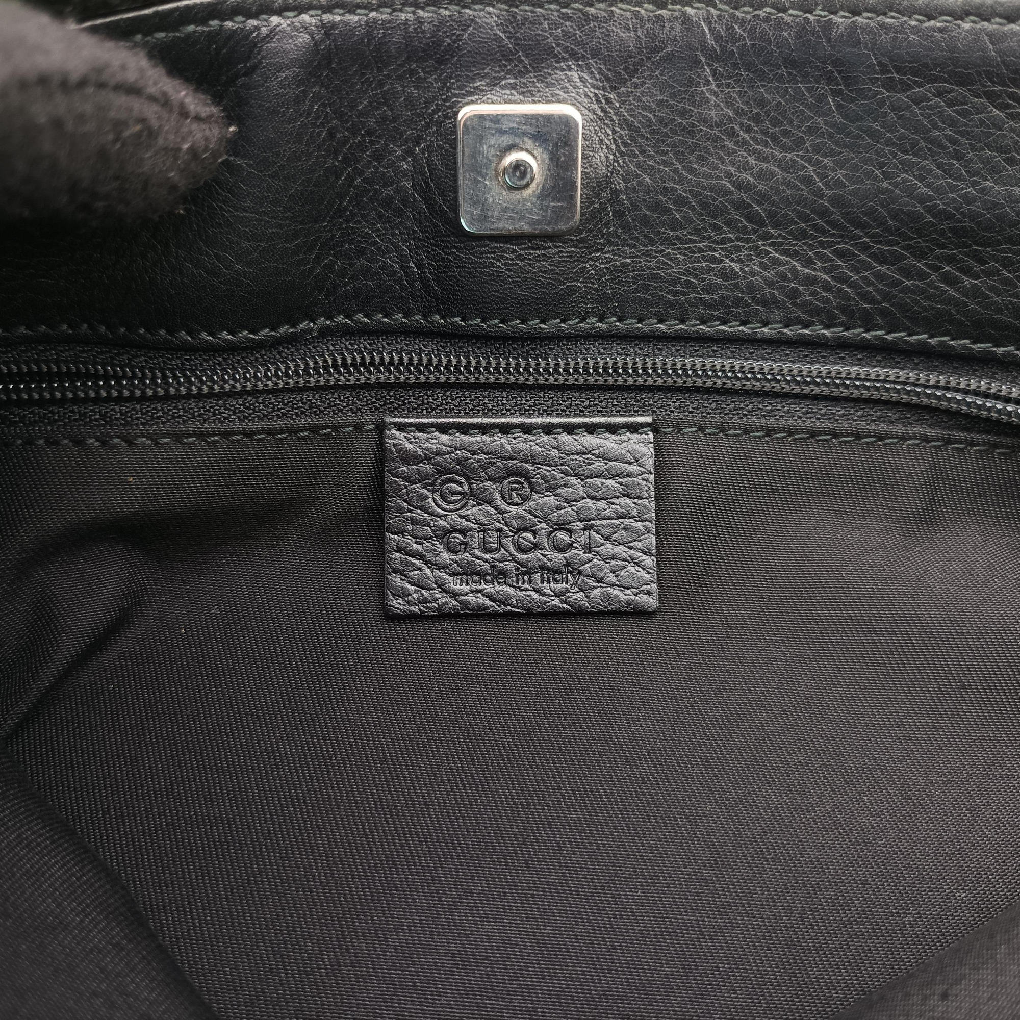 Pre-owned Gucci GG Canvas Black canvas 143745 shoulderbag | stylenewstar