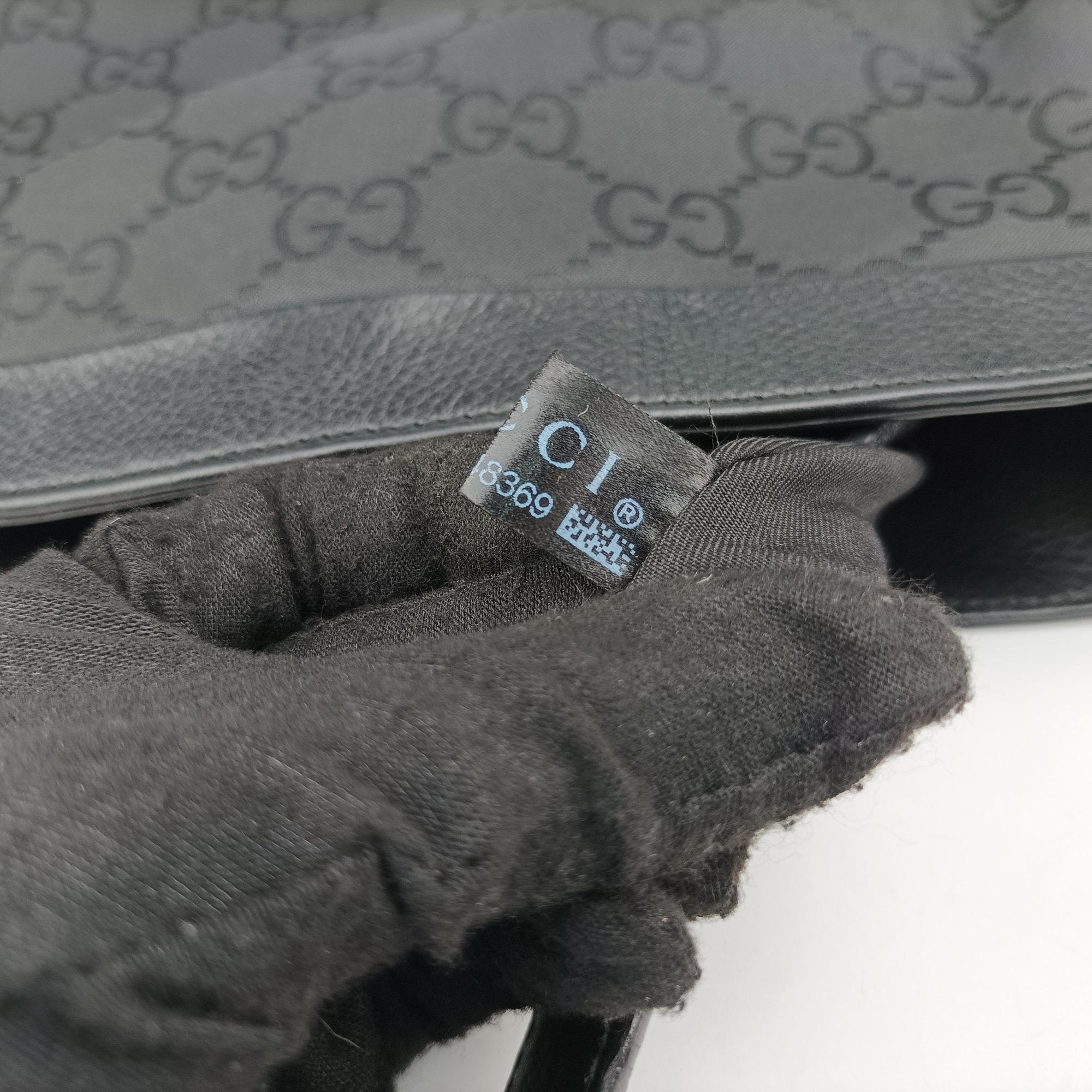 Pre-owned Gucci GG Canvas Black canvas 143745 shoulderbag | stylenewstar
