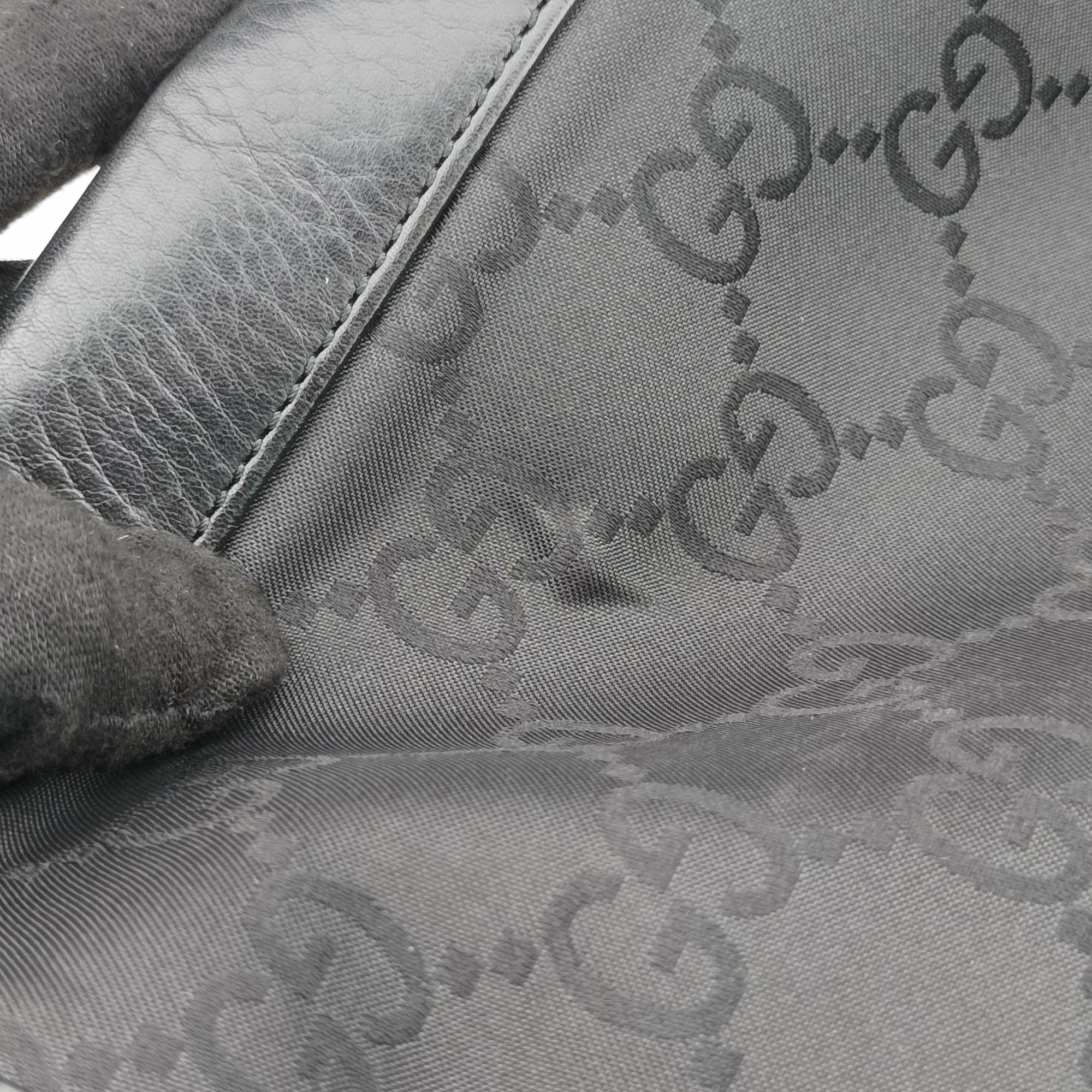 Pre-owned Gucci GG Canvas Black canvas 143745 shoulderbag | stylenewstar