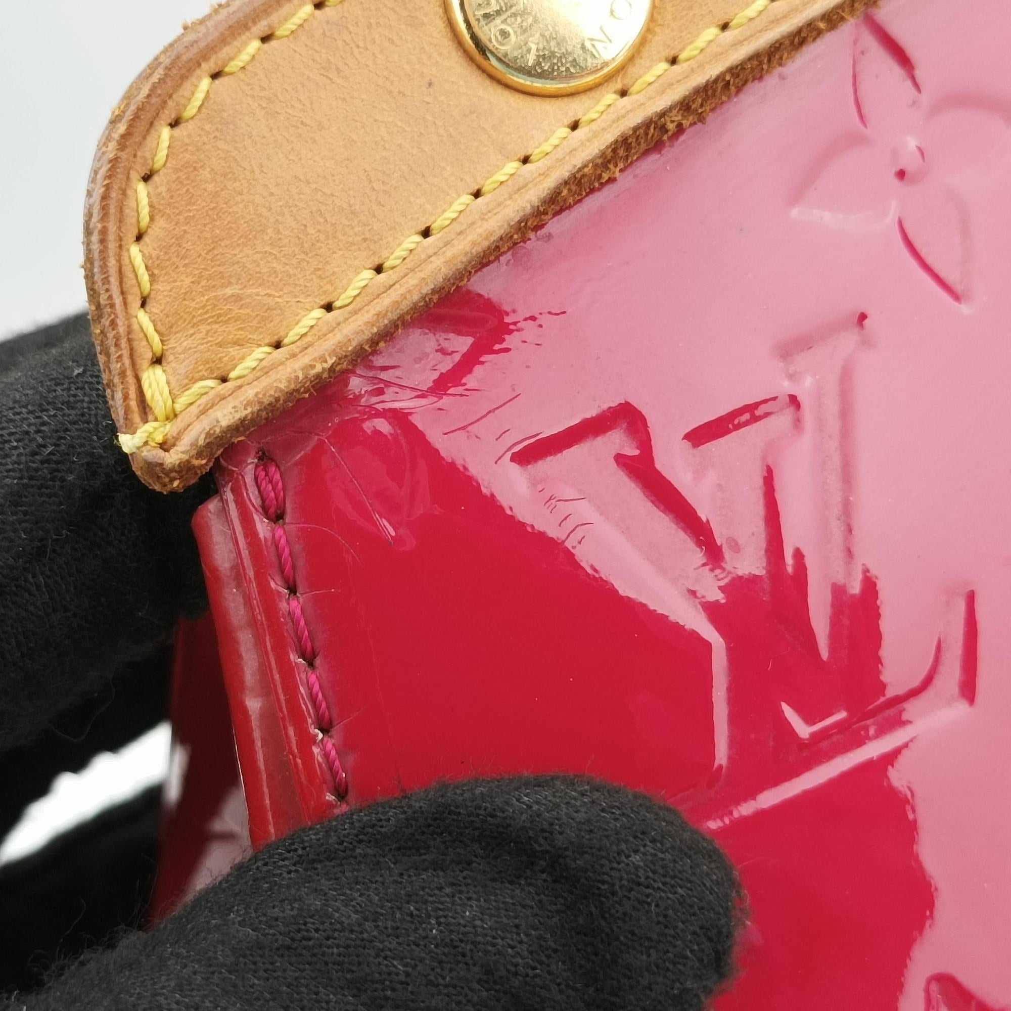 Pre-owned Louis Vuitton Brea MM ROSE INDIEN Vernis M91798 handbag | stylenewstar