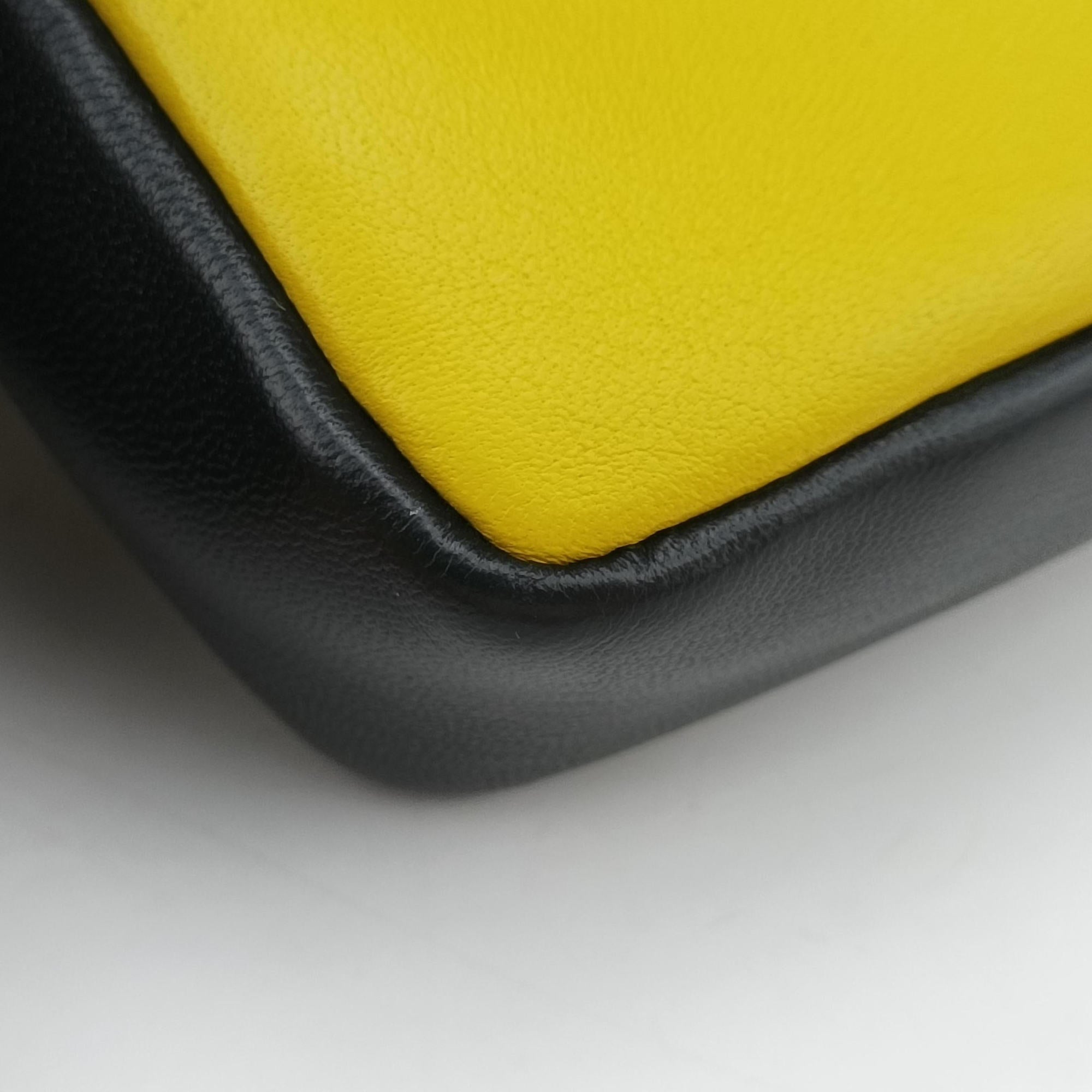 Secondhand Fendi Mini Be Baguette Yellow × Black Leather 8M0315 shoulderbag | stylenewstar