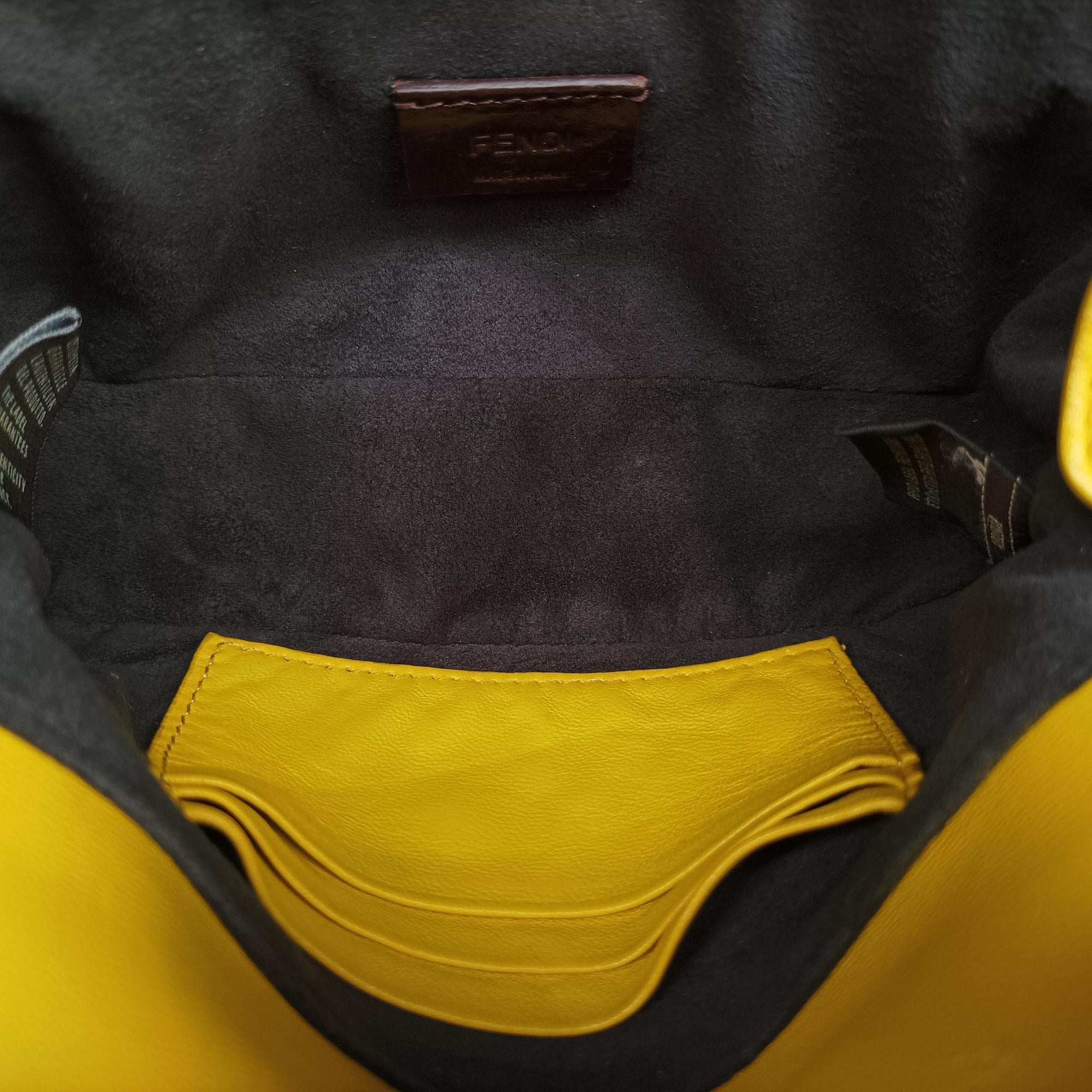 Secondhand Fendi Mini Be Baguette Yellow × Black Leather 8M0315 shoulderbag | stylenewstar