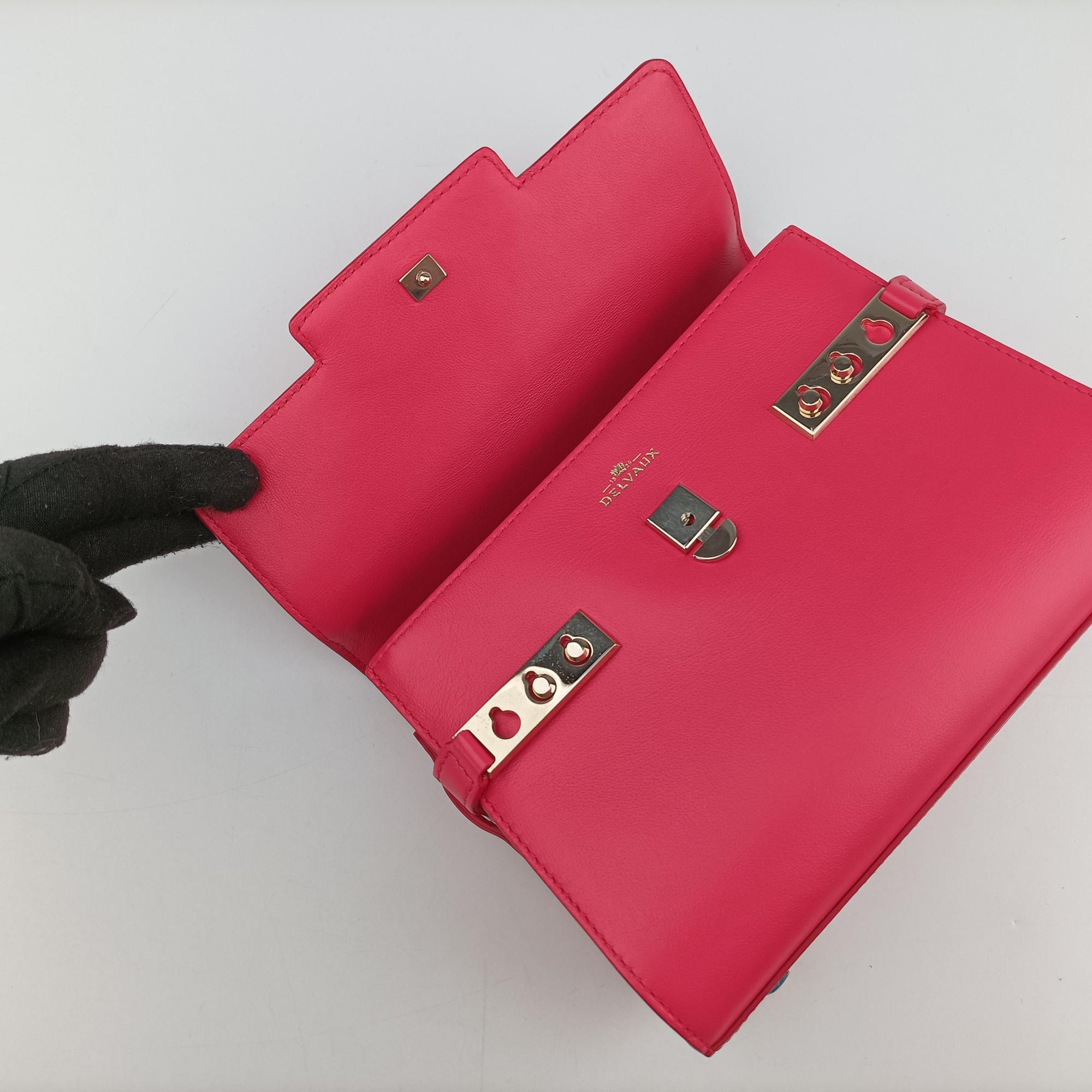 Vintage Delvaux Tempete Pink leather  shoulderbag | stylenewstar