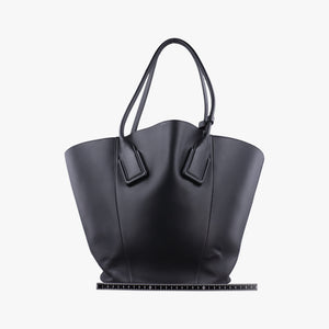 Pre-owned Bottega Veneta basket Black Leather  shoulderbag | stylenewstar