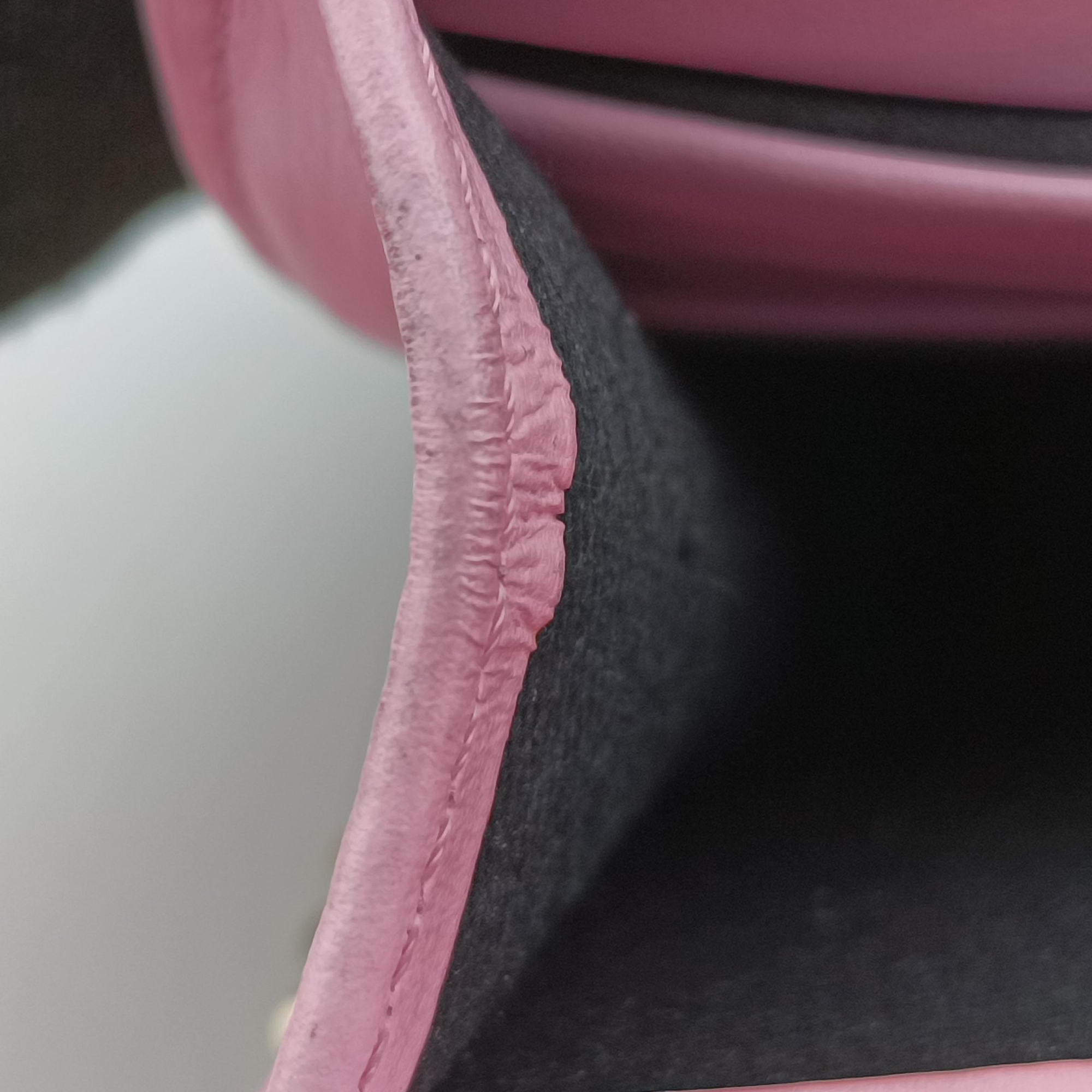 Vintage VERSACE medusa Pink Suede x Leather  shoulderbag | stylenewstar