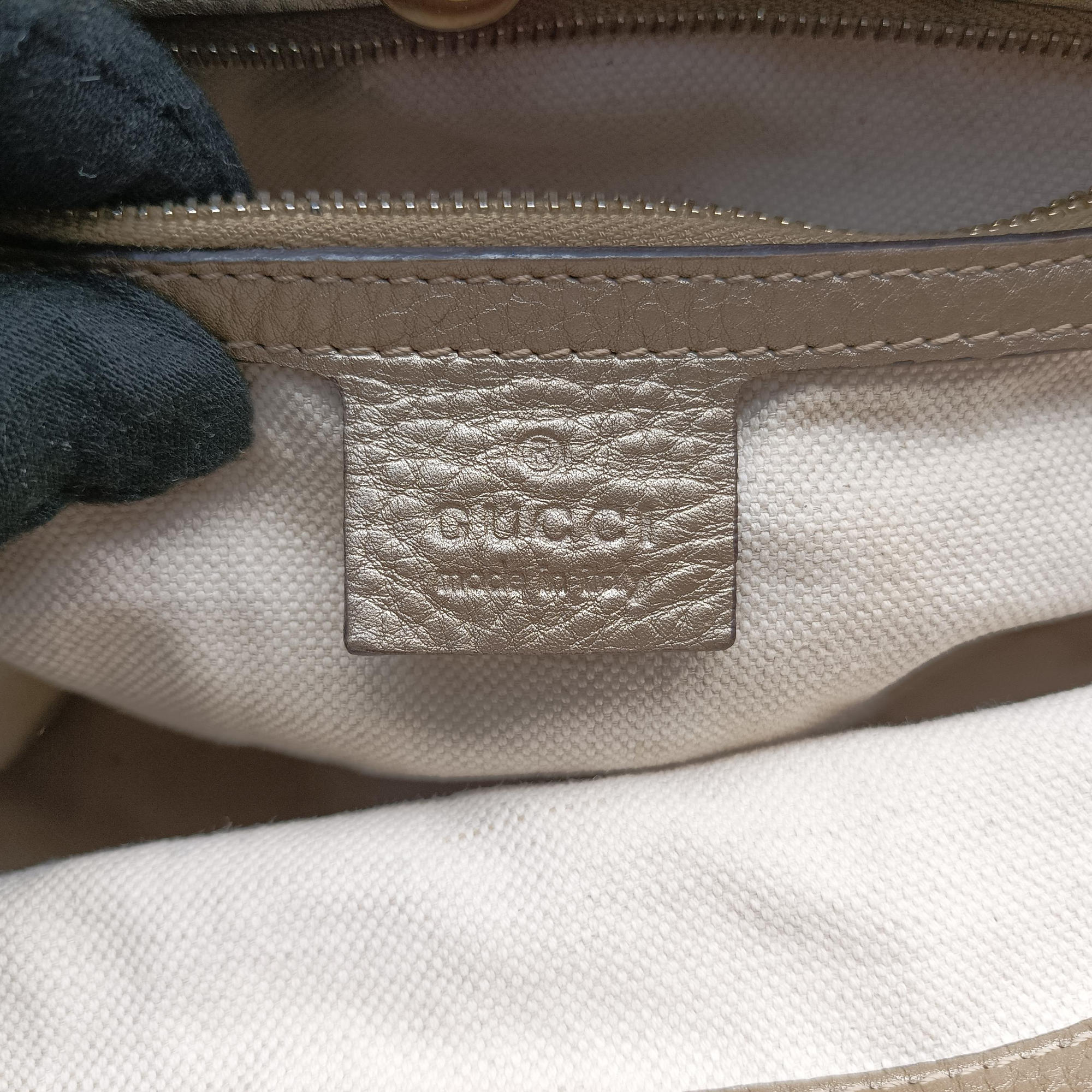 Vintage Gucci Bella Bamboo Tassel fringe khaki canvas×leather 269945 handbag | stylenewstar