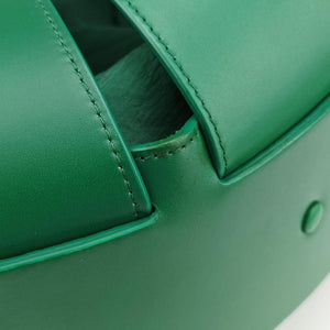 Secondhand Bottega Veneta The Shell Green Leather  shoulderbag | stylenewstar
