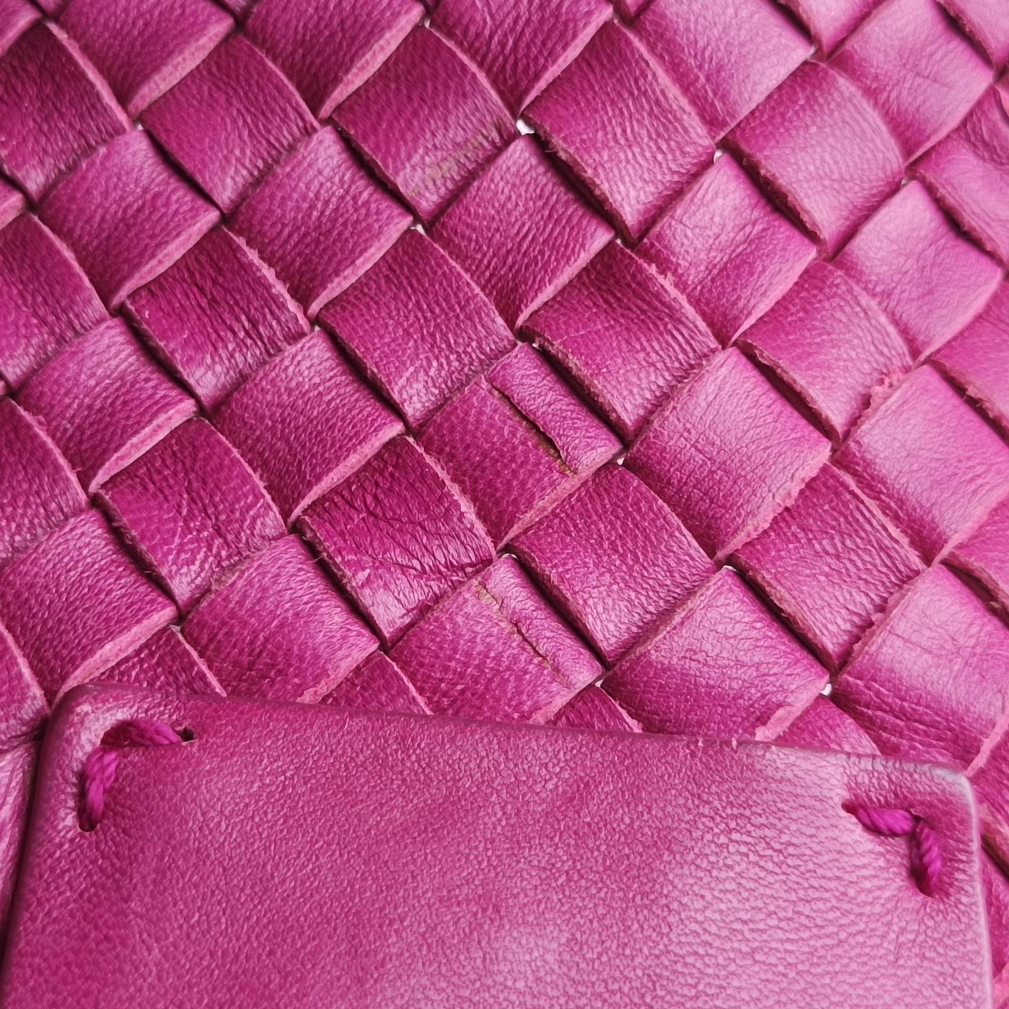 Pre-owned Bottega Veneta CABAT Rose lambskin  shoulderbag | stylenewstar