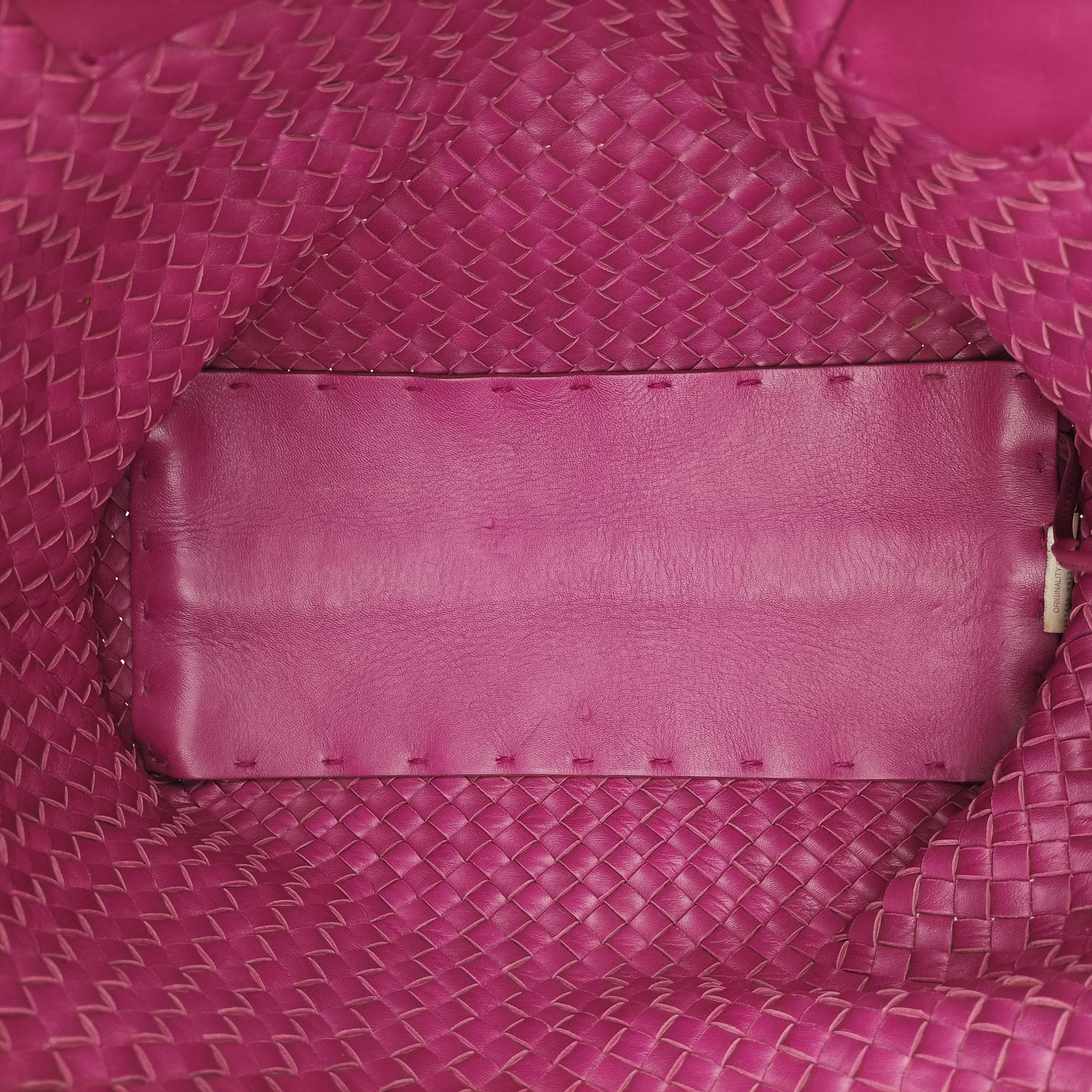 Pre-owned Bottega Veneta CABAT Rose lambskin  shoulderbag | stylenewstar