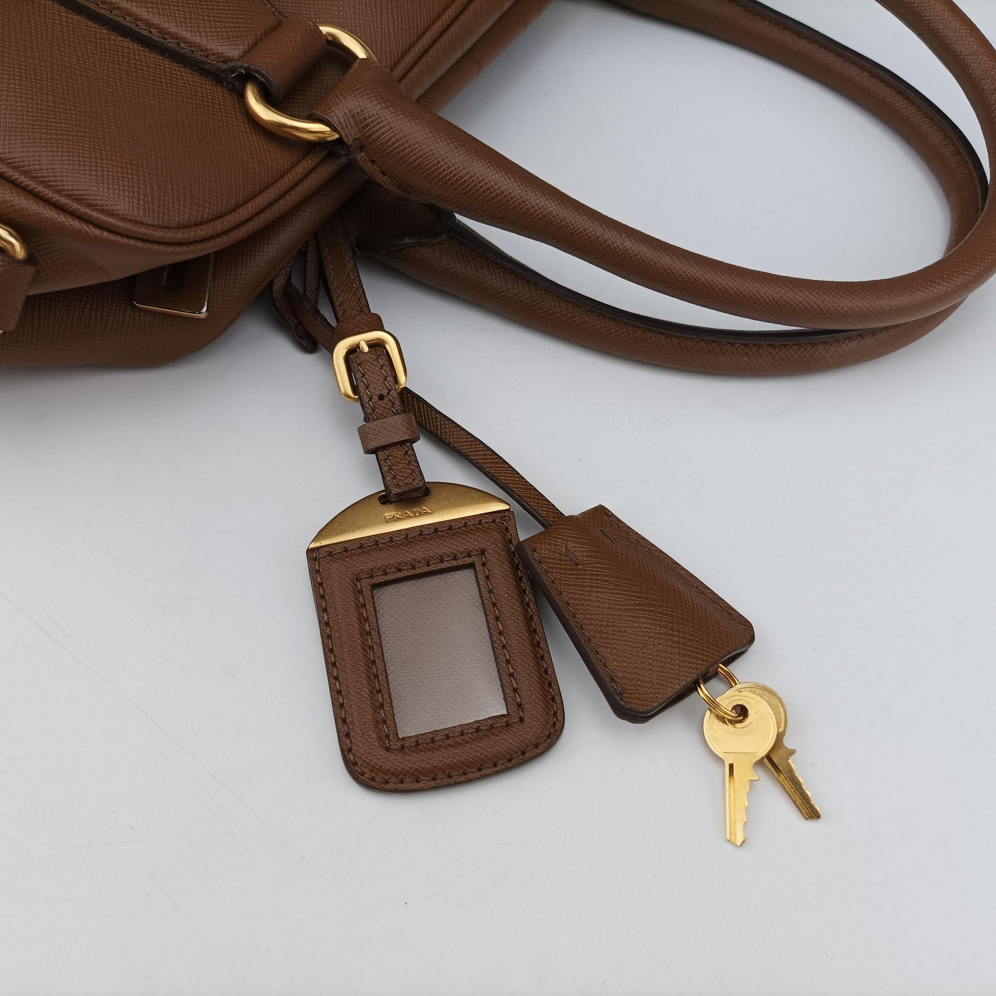 Pre-owned Prada Convertible Top Handle Brown SAFFIANO Leather BL0757 handbag | stylenewstar