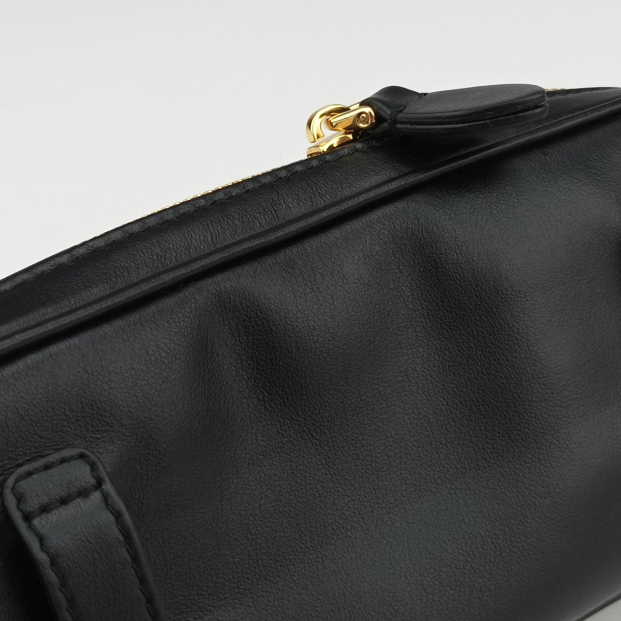 Vintage Miu Miu Logo belt Black leather  bum bag/waist bag | stylenewstar