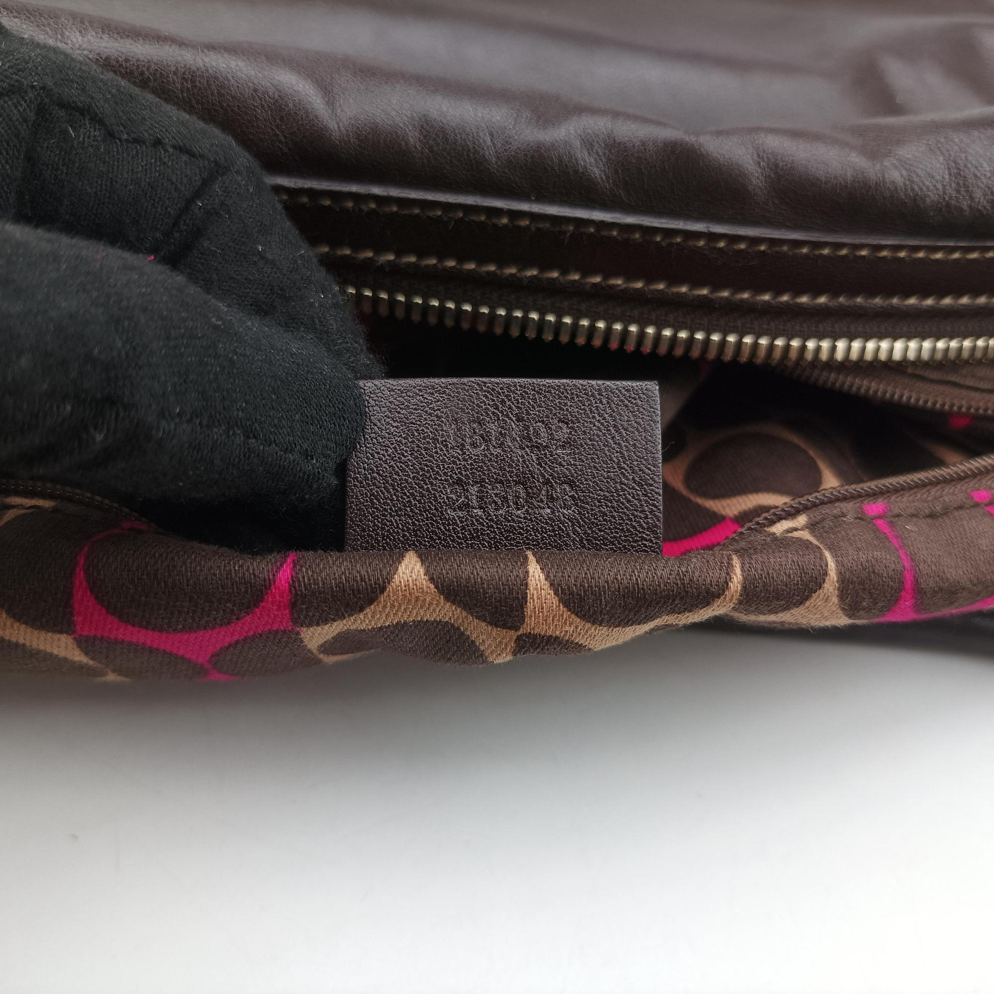 Pre-owned Gucci Duchessa Hobo Brown Leather 181492 shoulderbag | stylenewstar