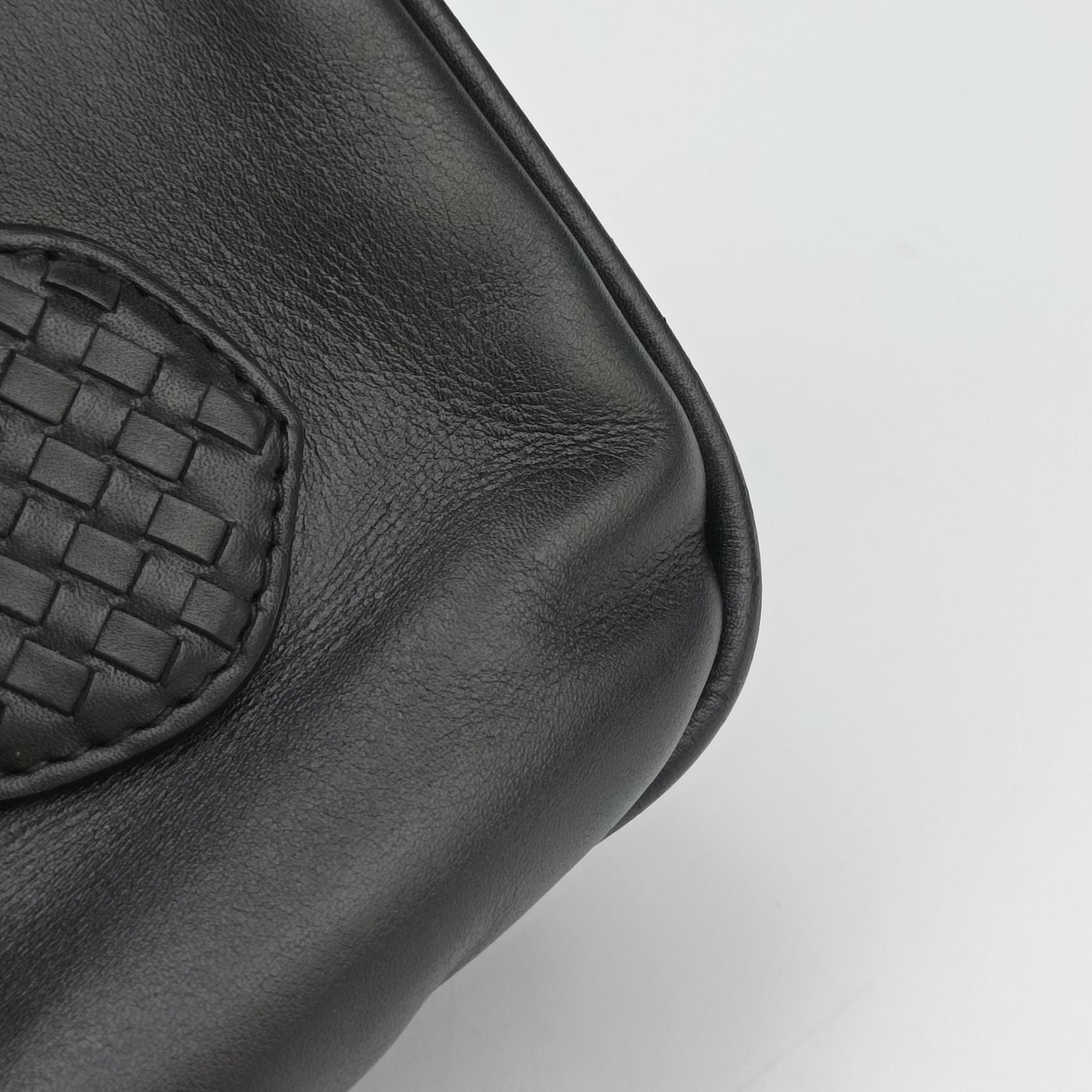 Pre-owned Bottega Veneta Intrecciato Black lambskin  shoulderbag | stylenewstar