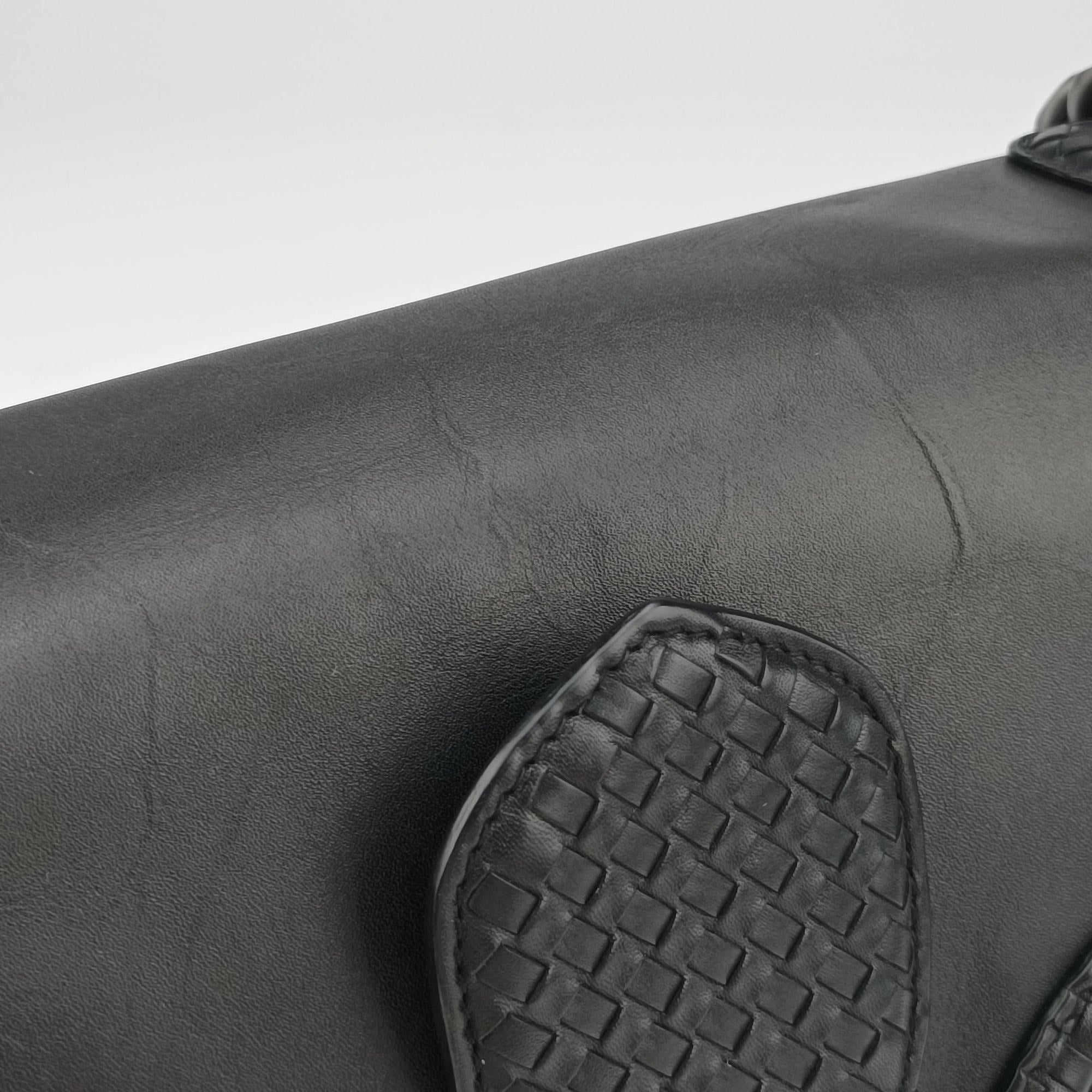 Pre-owned Bottega Veneta Intrecciato Black lambskin  shoulderbag | stylenewstar