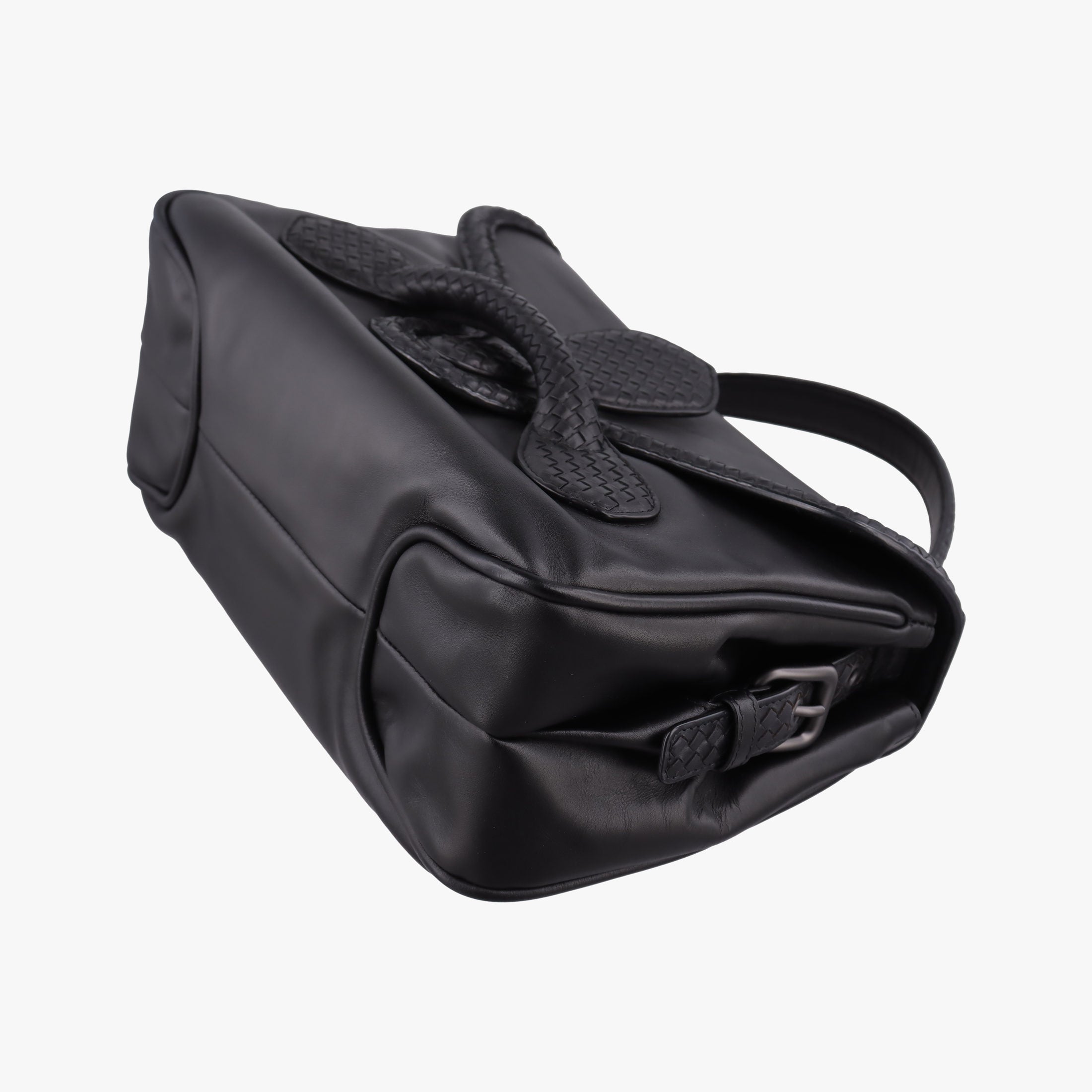 Pre-owned Bottega Veneta Intrecciato Black lambskin  shoulderbag | stylenewstar