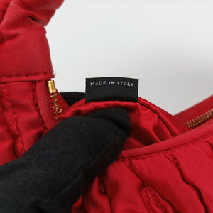 Pre-owned Miu Miu Wander Matelasse hobo Red Satin 5BC125 shoulderbag | stylenewstar