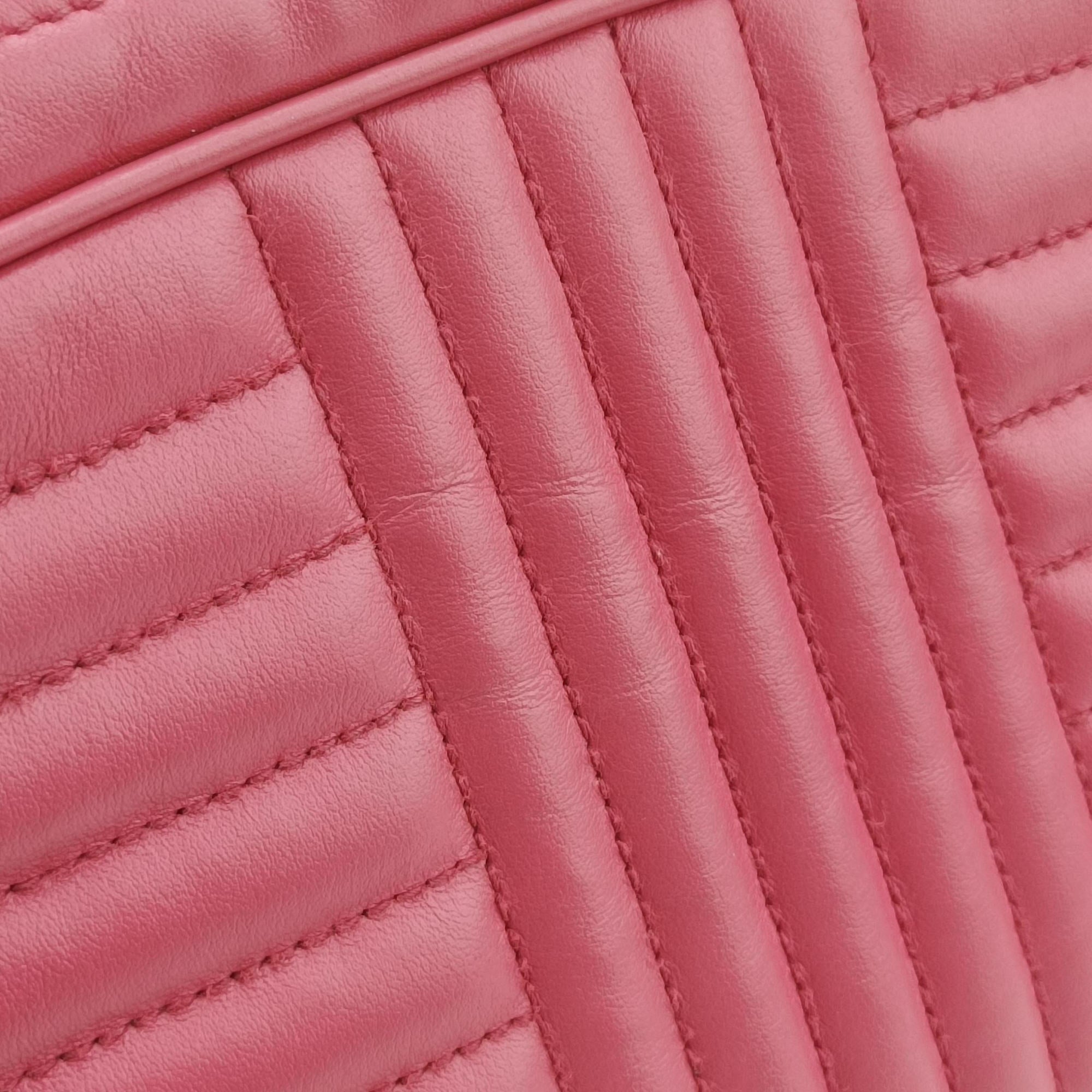 Pre-owned Prada Diagramme Pink leather 1BH084 shoulderbag | stylenewstar
