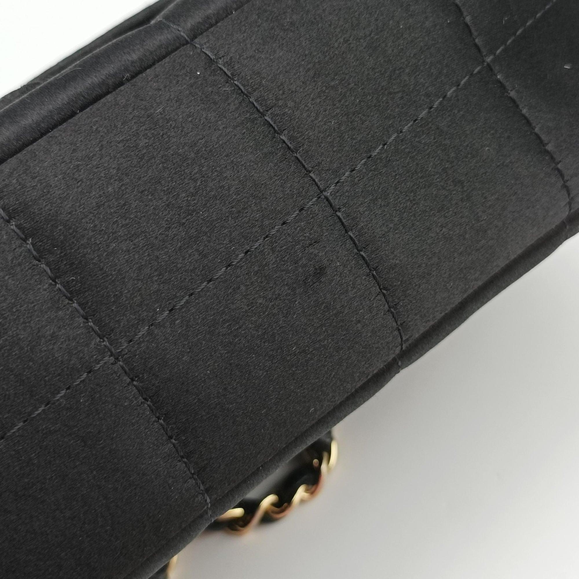 Secondhand Chanel Flap bag Black Satin fabric A16780 shoulderbag | stylenewstar