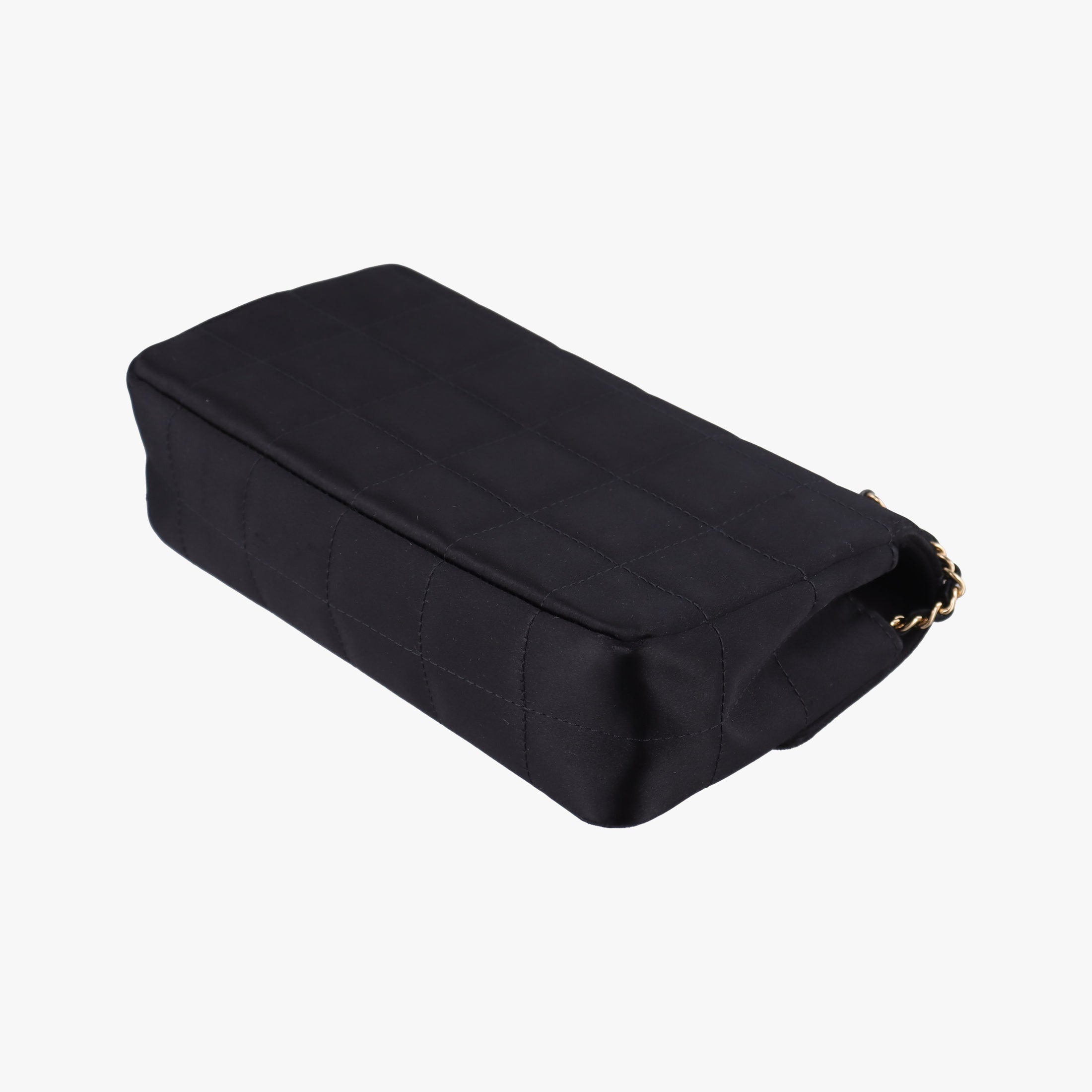 Secondhand Chanel Flap bag Black Satin fabric A16780 shoulderbag | stylenewstar