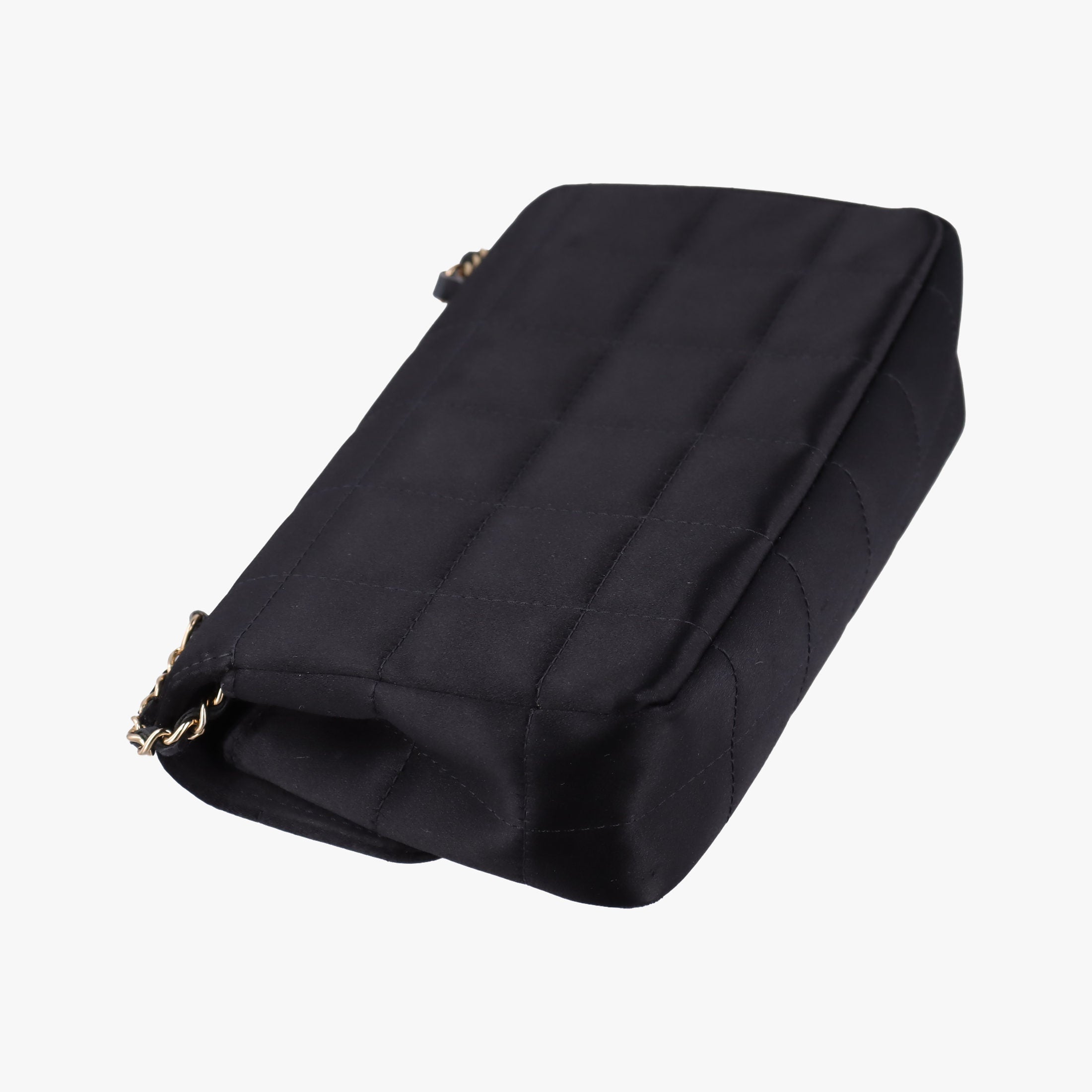 Secondhand Chanel Flap bag Black Satin fabric A16780 shoulderbag | stylenewstar