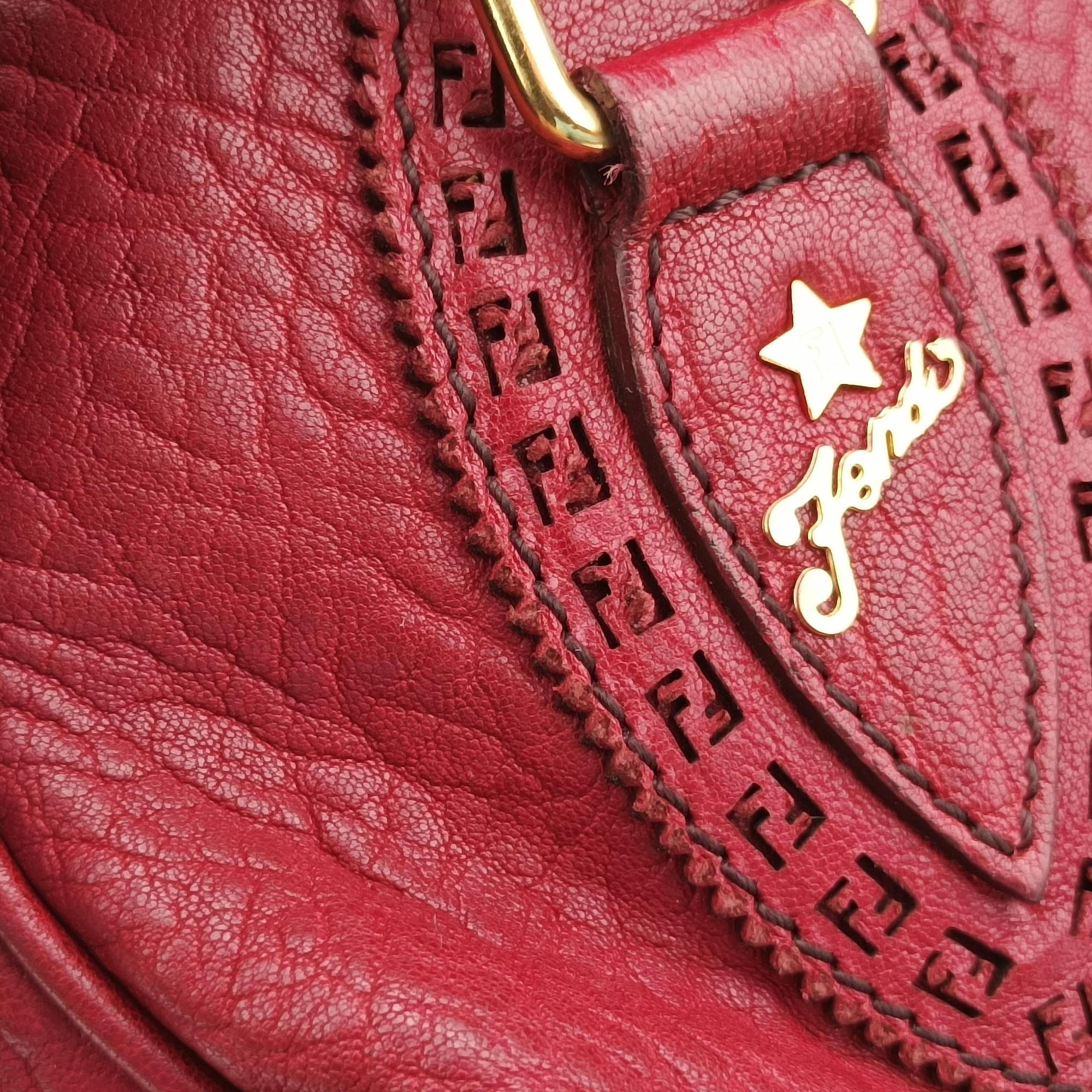 Pre-owned Fendi Etniko Red Leather 8BN162 handbag | stylenewstar