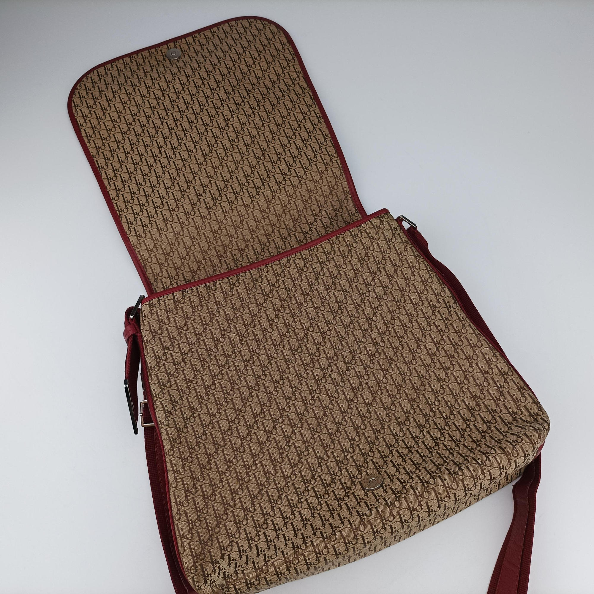 Pre-owned Christian Dior Street Chic Messenger Red × Brown Jacquard Canvas×Leather  shoulderbag | stylenewstar