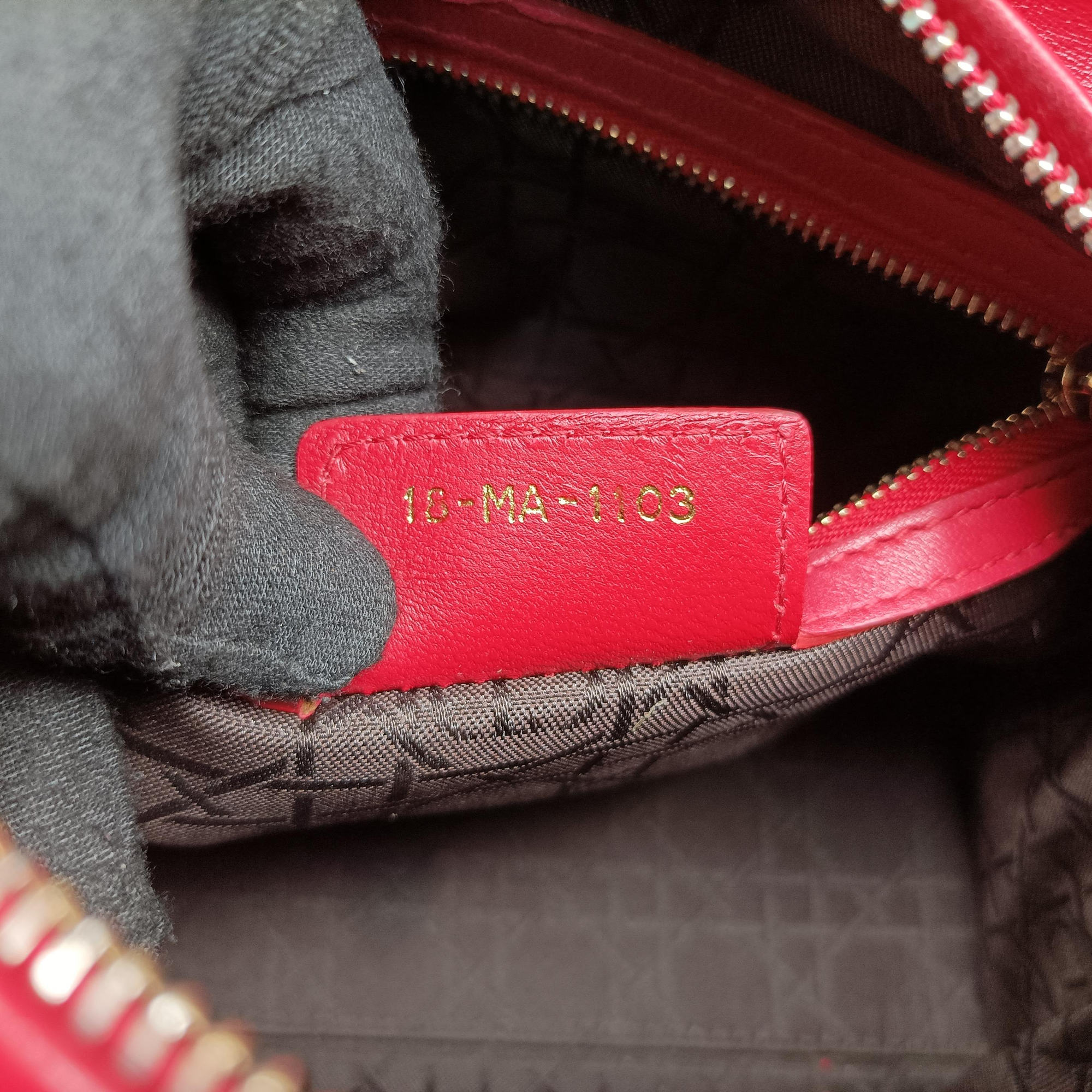 Pre-owned Christian Dior Lady Dior Red lambskin  shoulderbag | stylenewstar