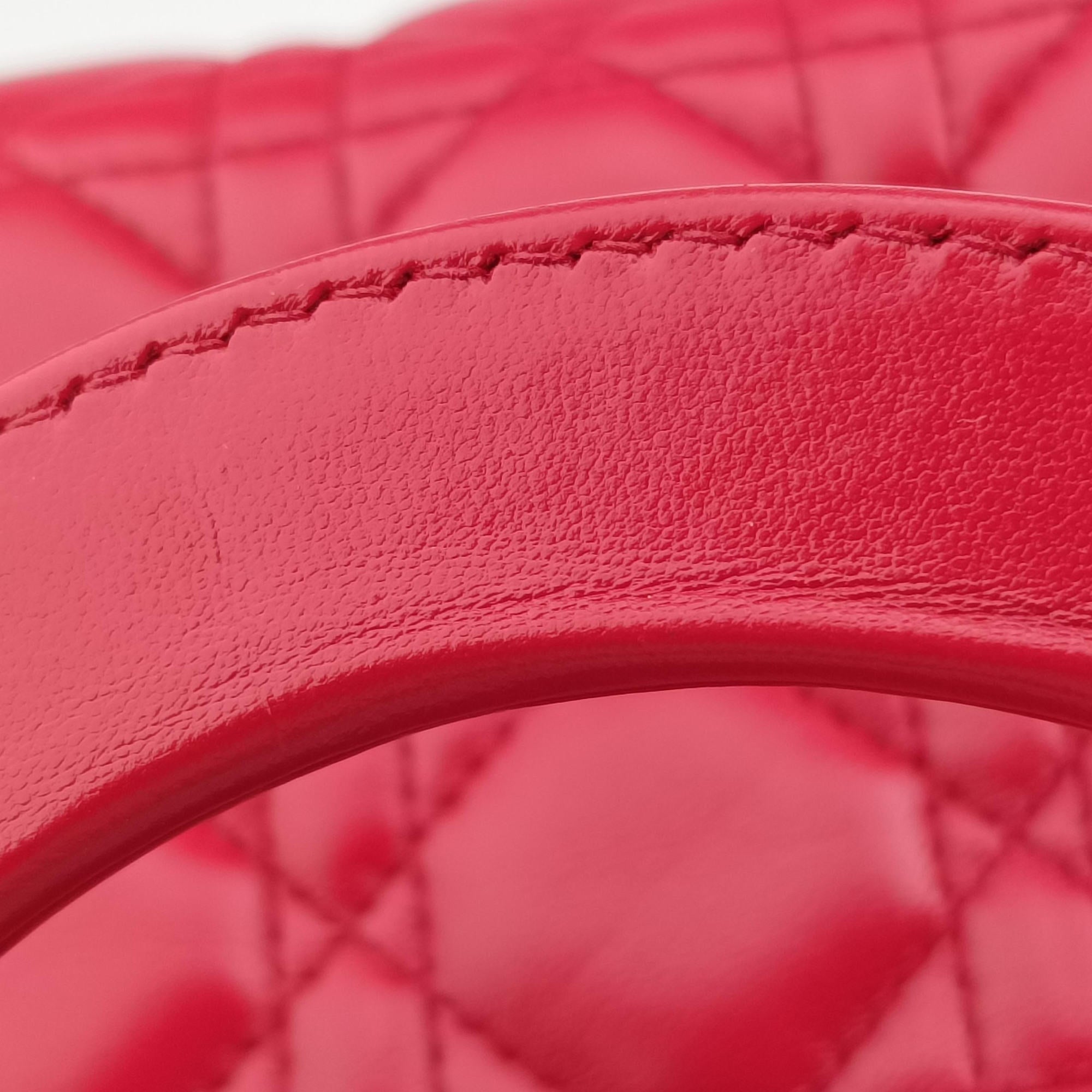 Pre-owned Christian Dior Lady Dior Red lambskin  shoulderbag | stylenewstar