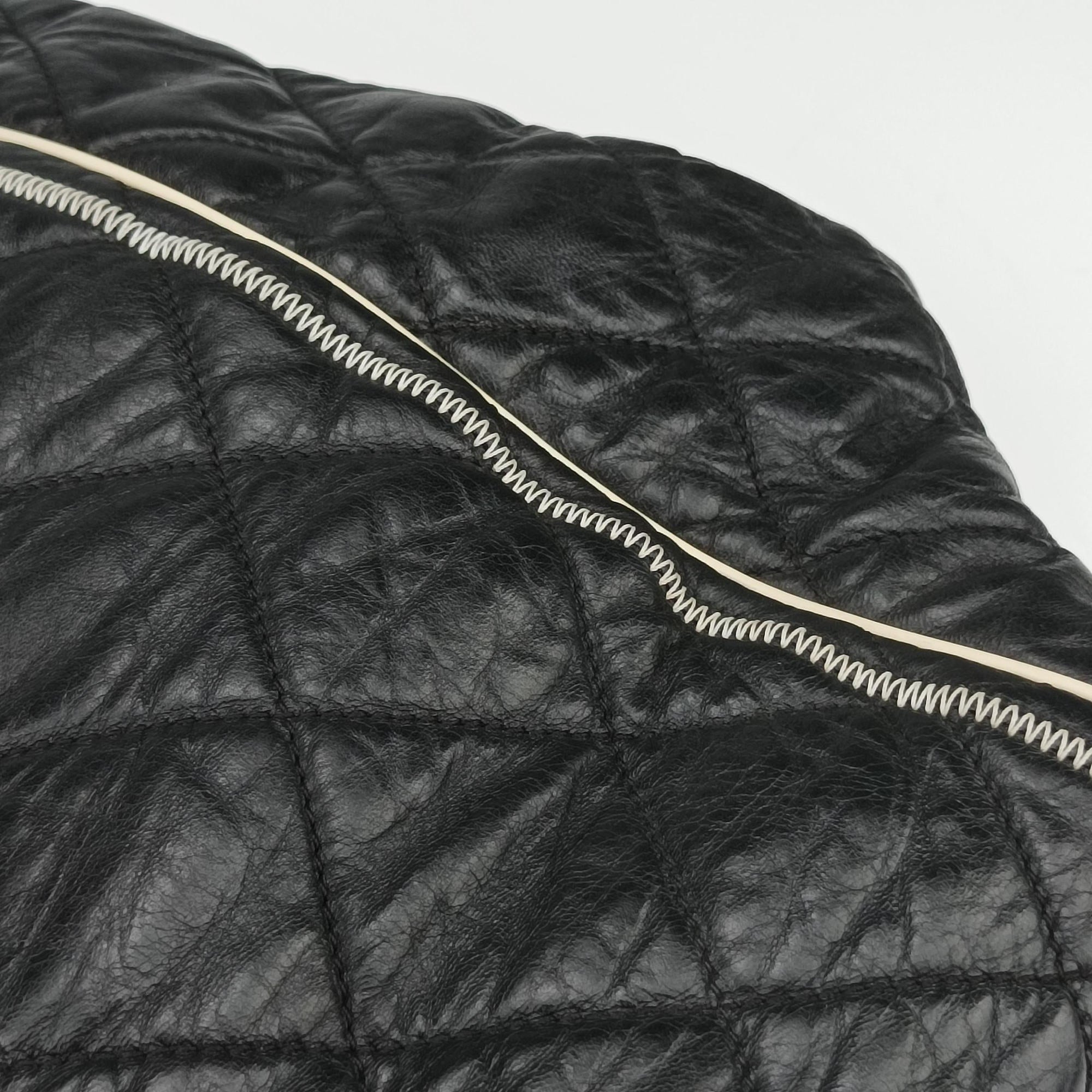 Pre-owned Chanel East West 2.55 Black Leather 37697 shoulderbag | stylenewstar