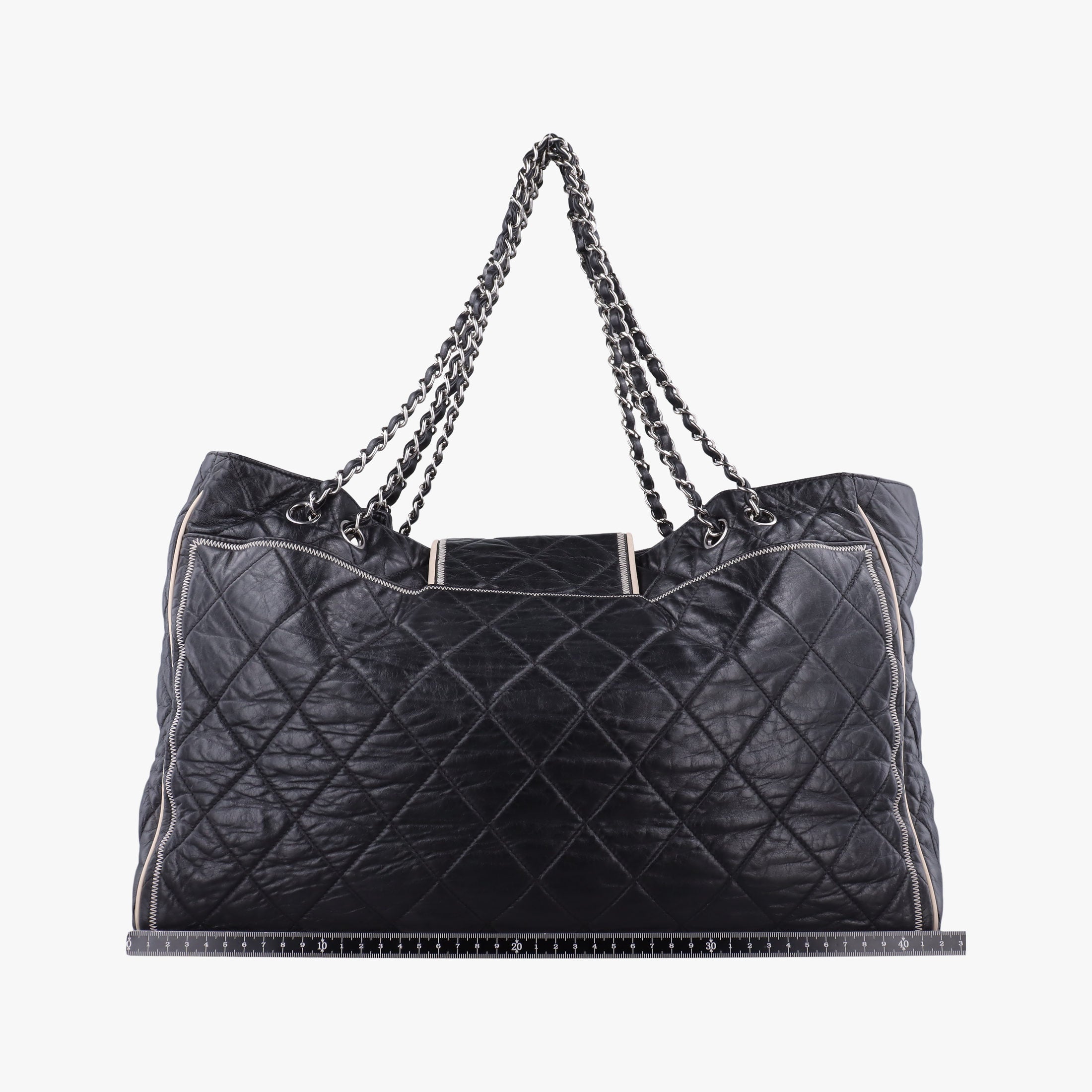 Pre-owned Chanel East West 2.55 Black Leather 37697 shoulderbag | stylenewstar
