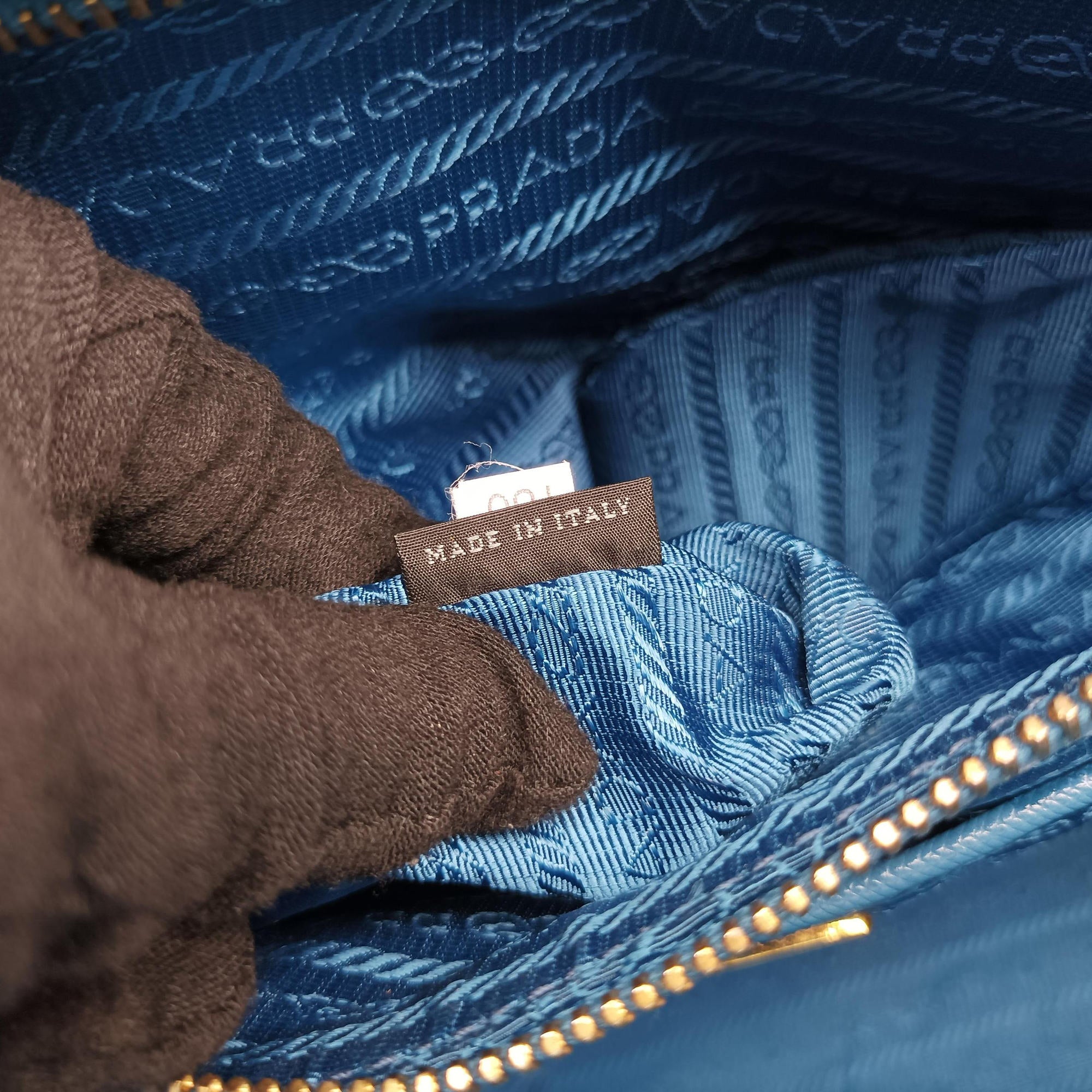 Pre-owned Prada Galleria Blue SAFFIANO Leather BN1786 handbag | stylenewstar