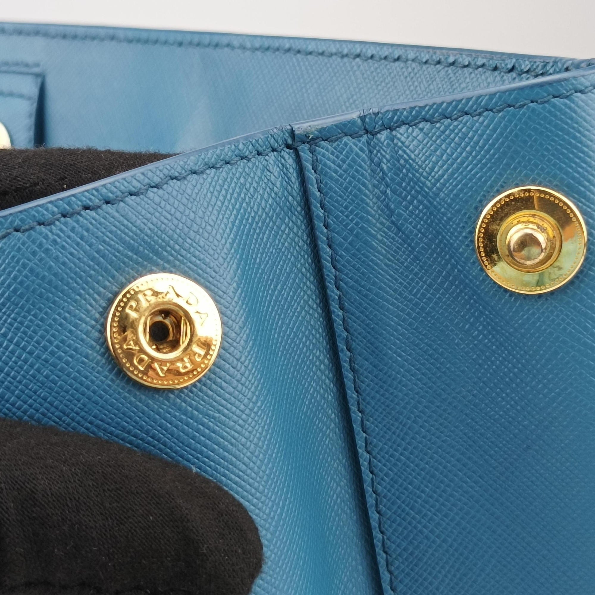 Pre-owned Prada Galleria Blue SAFFIANO Leather BN1786 handbag | stylenewstar