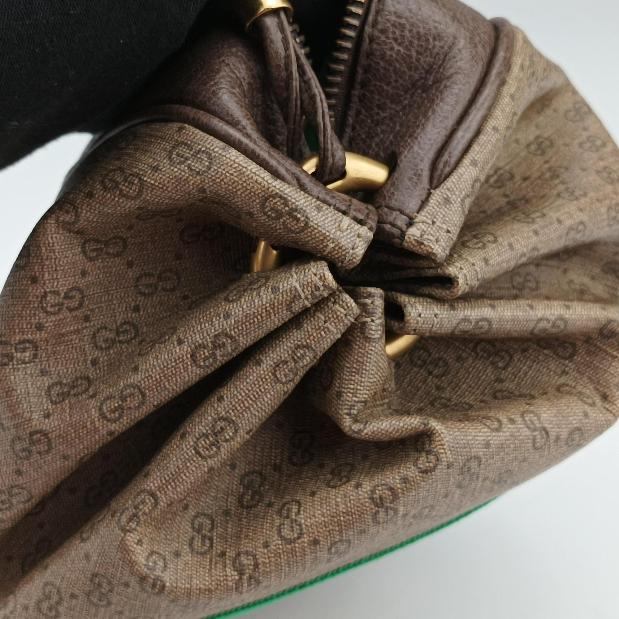 Pre-owned Gucci New Candy Brown PVC coated canvas 564582 shoulderbag | stylenewstar