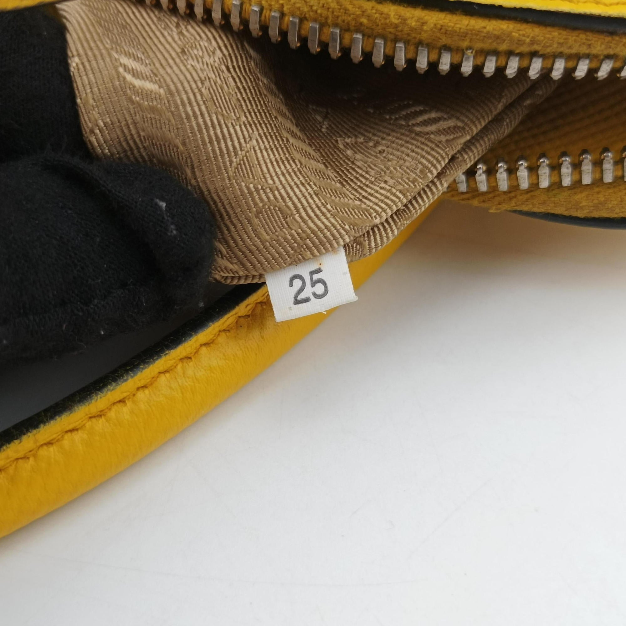 Secondhand Prada Cuir Top Handle Yellow SAFFIANO Leather BL0902 handbag | stylenewstar