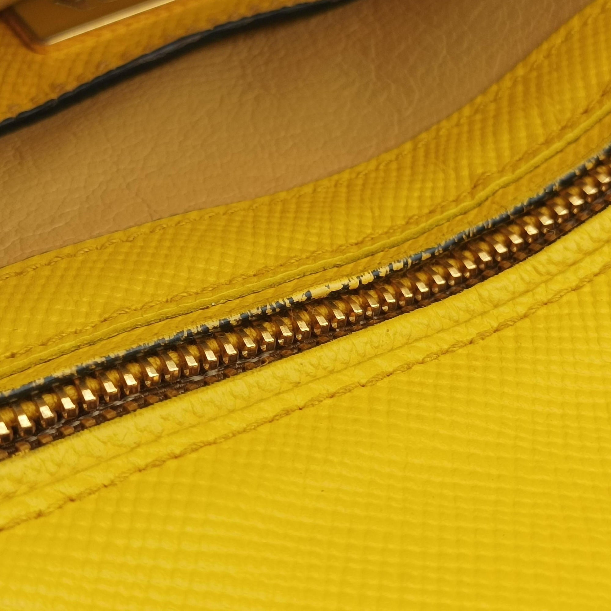 Secondhand Prada Cuir Top Handle Yellow SAFFIANO Leather BL0902 handbag | stylenewstar
