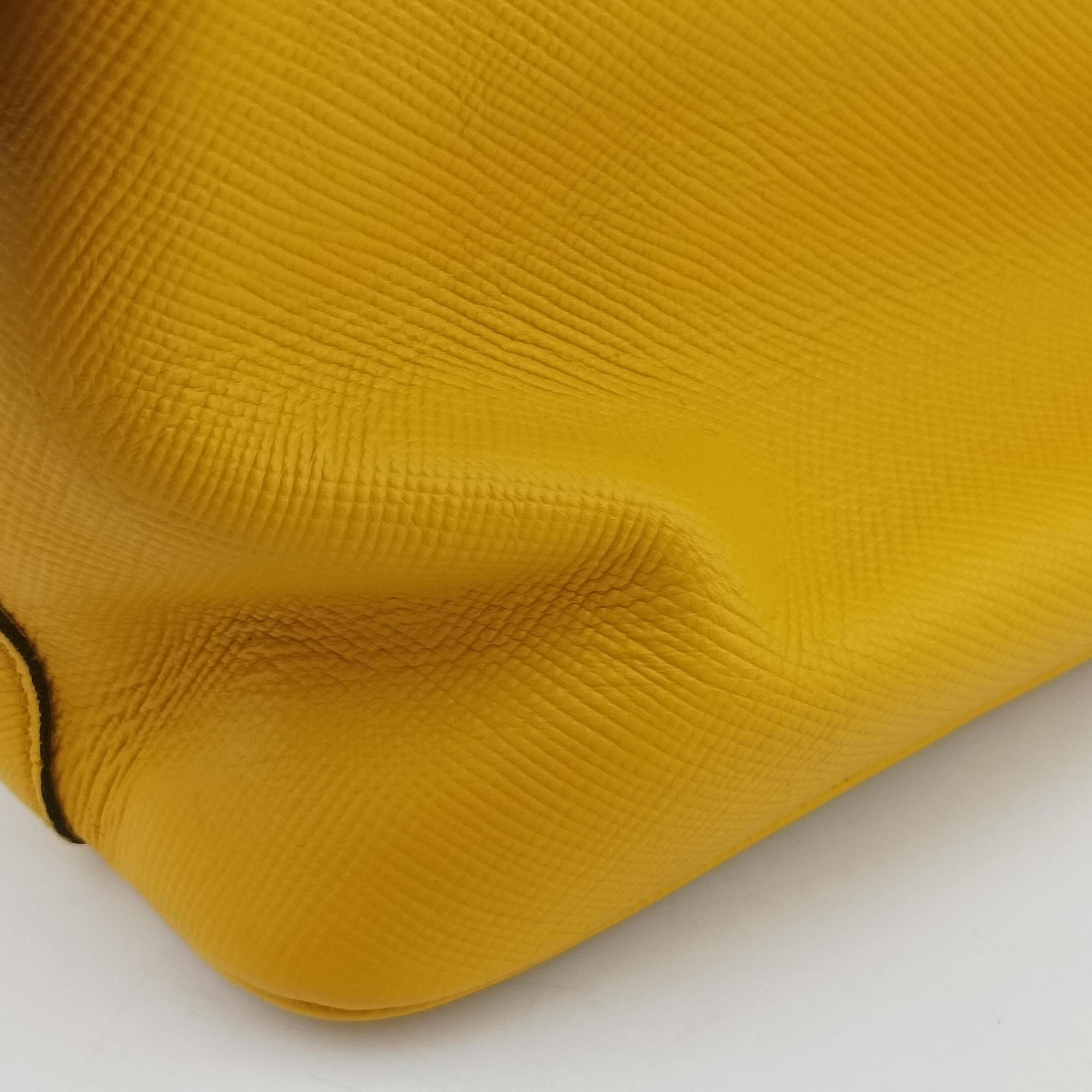 Secondhand Prada Cuir Top Handle Yellow SAFFIANO Leather BL0902 handbag | stylenewstar