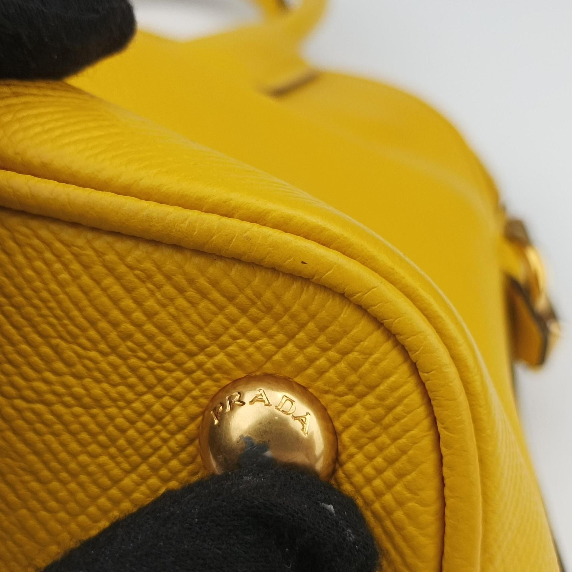 Secondhand Prada Cuir Top Handle Yellow SAFFIANO Leather BL0902 handbag | stylenewstar