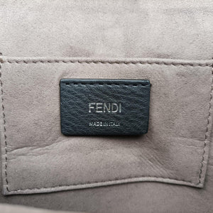 Pre-owned Fendi KAN I F Blue straw×fabric 8BT286 shoulderbag | stylenewstar