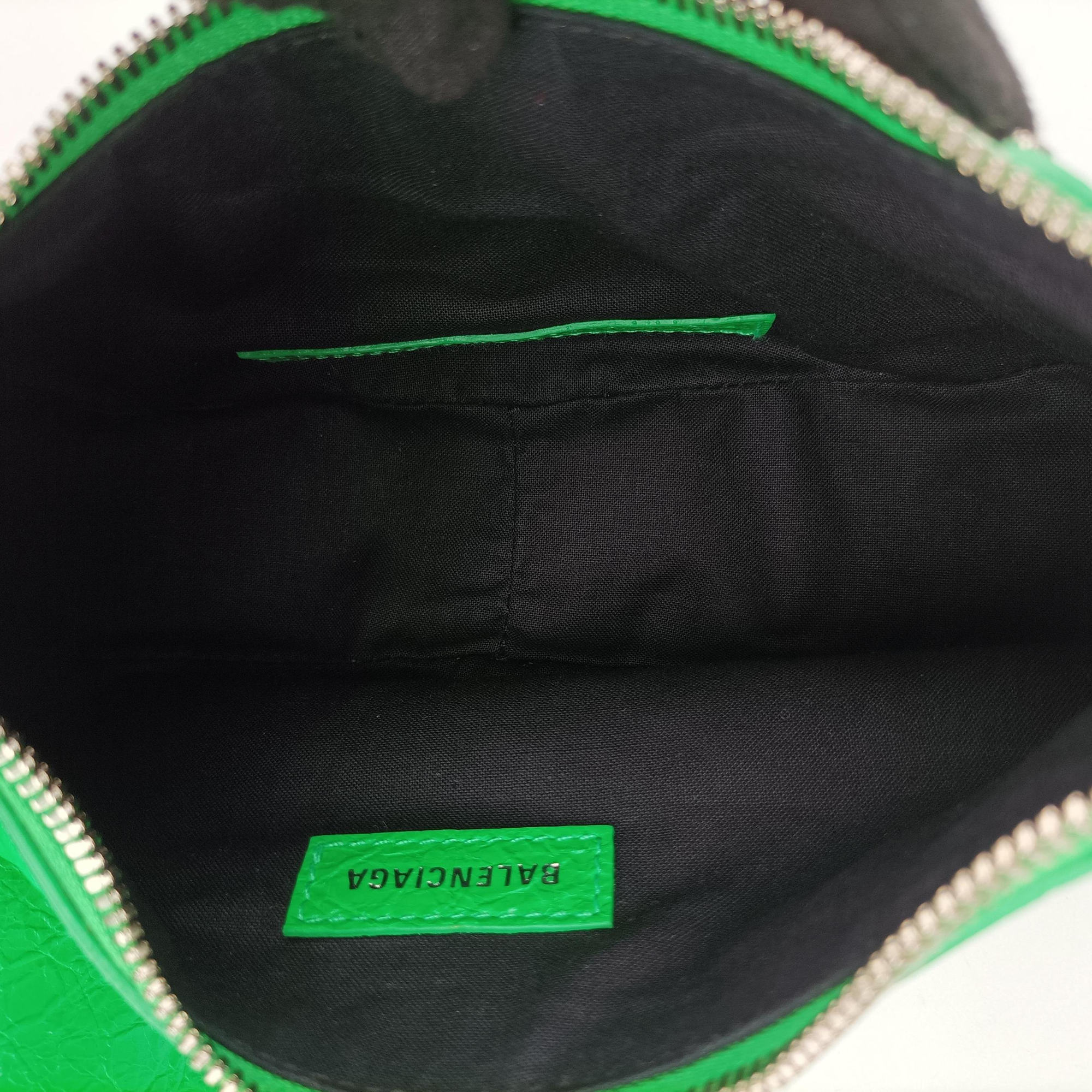 Secondhand Balenciaga Le Cagole Green lambskin  shoulderbag | stylenewstar