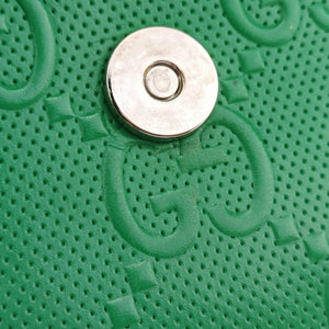 Pre-owned Gucci GG Embossed Messenger Bag Green Leather 625782 shoulderbag | stylenewstar