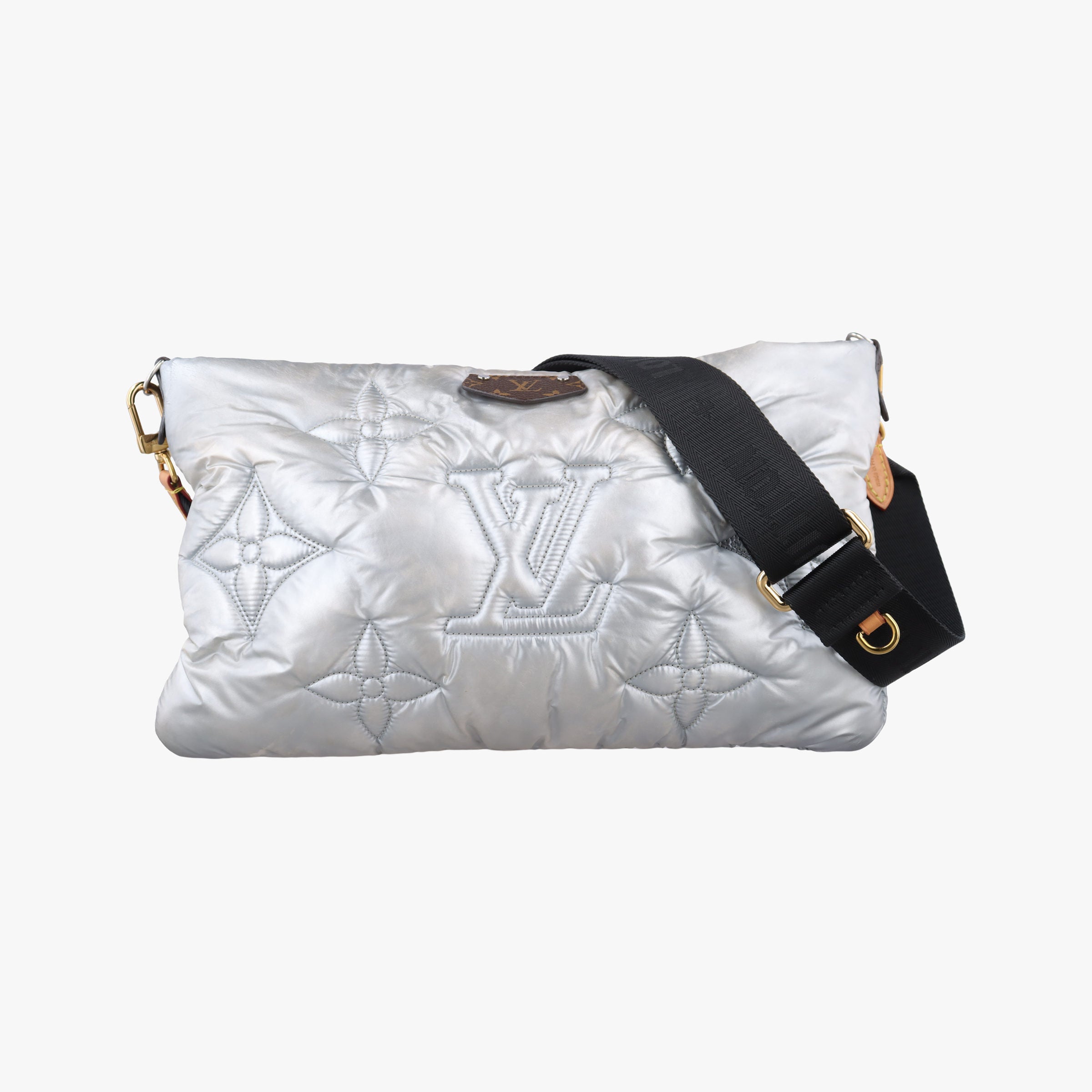 Pre-owned Louis Vuitton Maxi Multi Pochette Accessoires Silver Recycled metallic nylon M21057 shoulderbag | stylenewstar