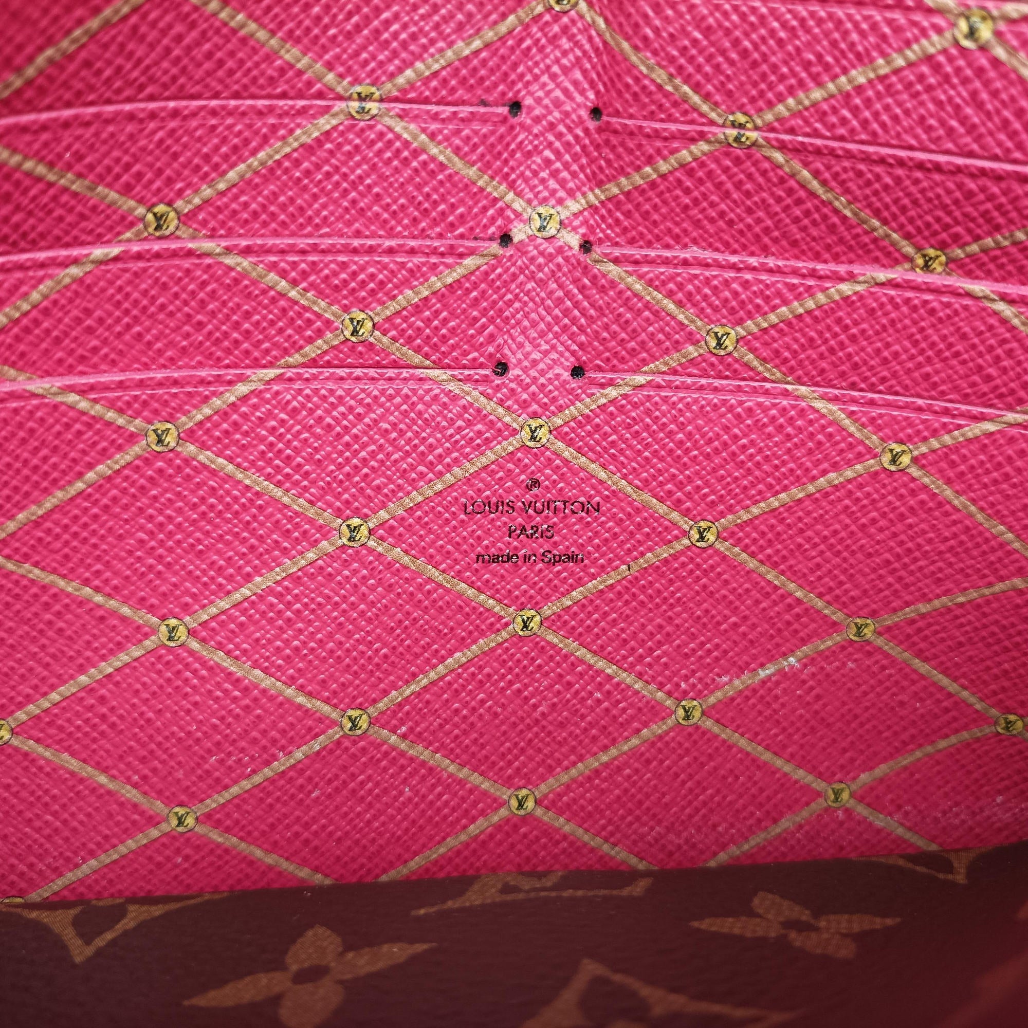 Pre-owned Louis Vuitton Pochette Weekend brown×Fuchsia Pink Monogram Canvas M62456 shoulderbag | stylenewstar