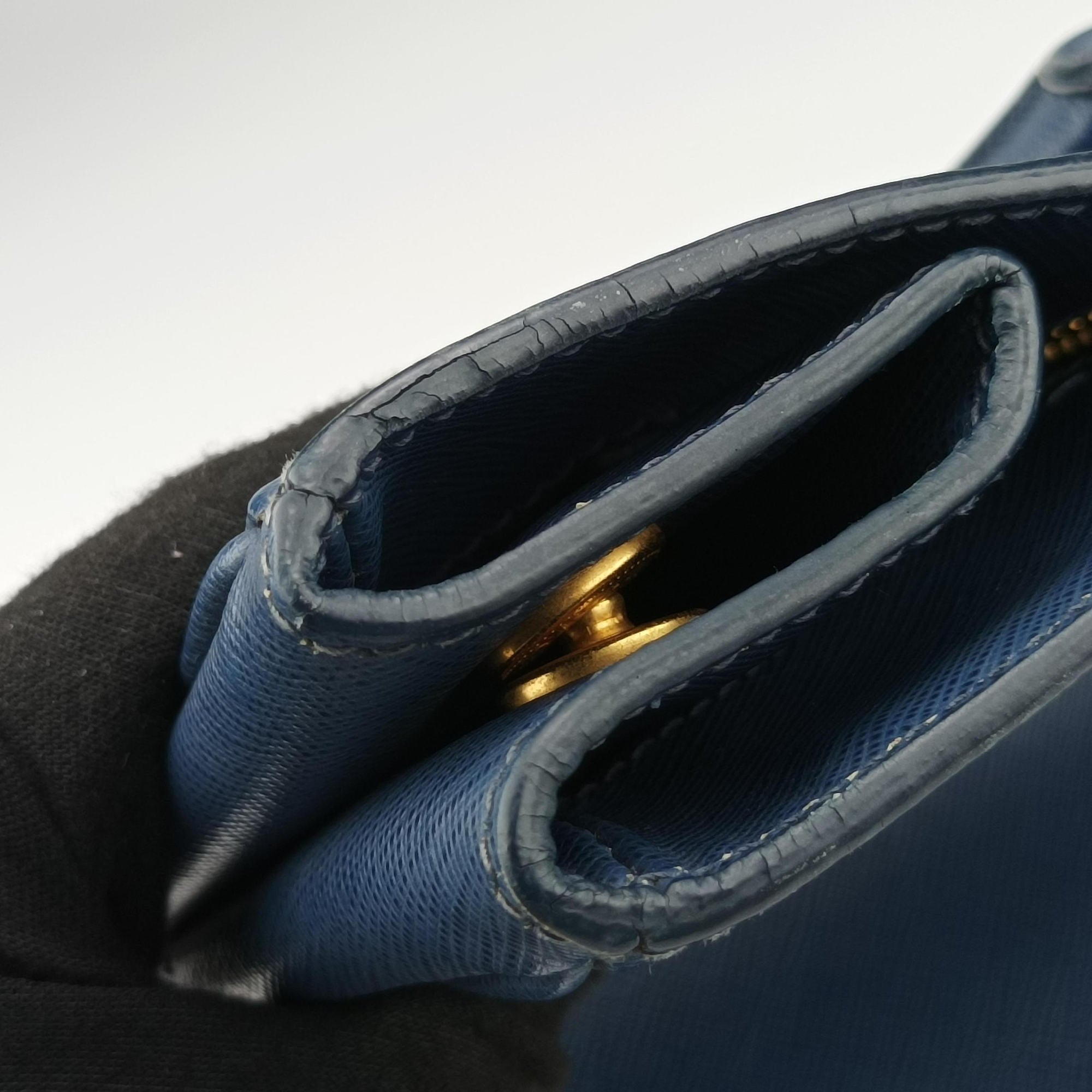 Pre-owned Prada Galleria Blue SAFFIANO Leather BN2274 handbag | stylenewstar