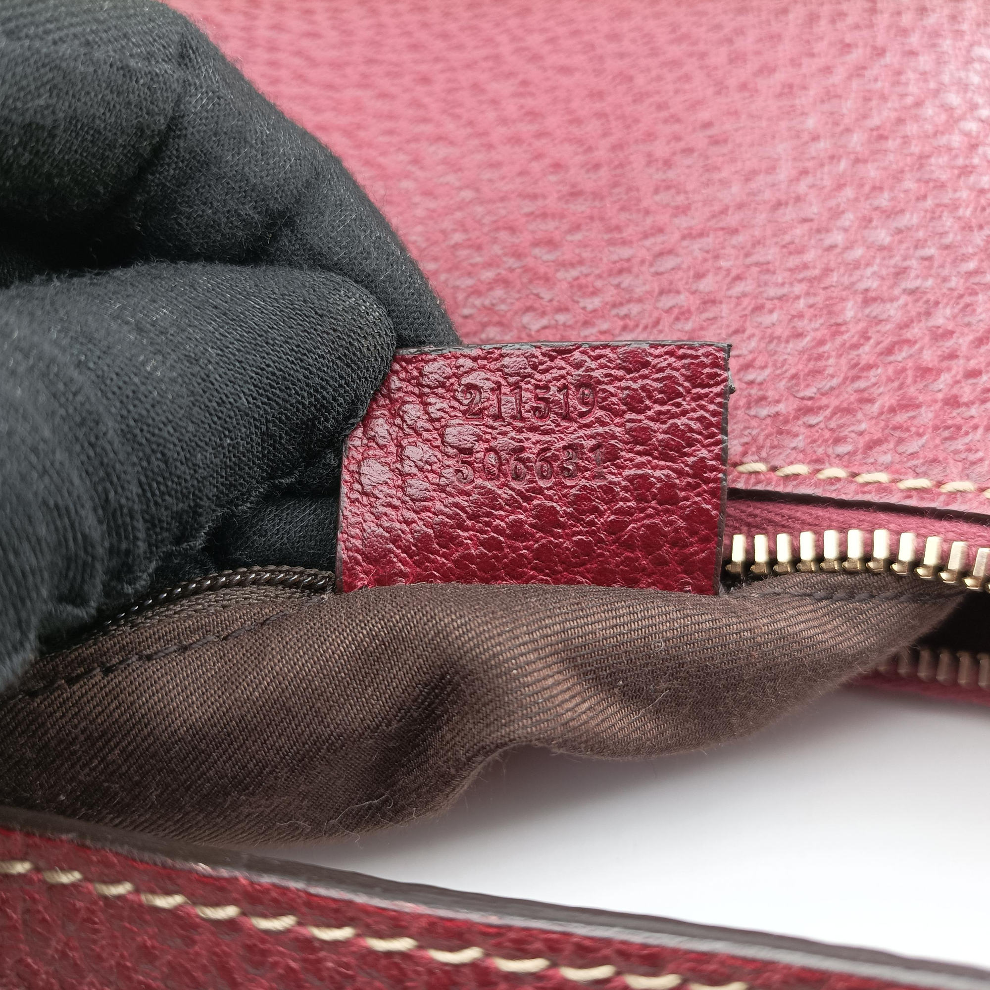 Vintage Gucci Bamboo Ring Hobo Bordeaux Leather 211519 handbag | stylenewstar